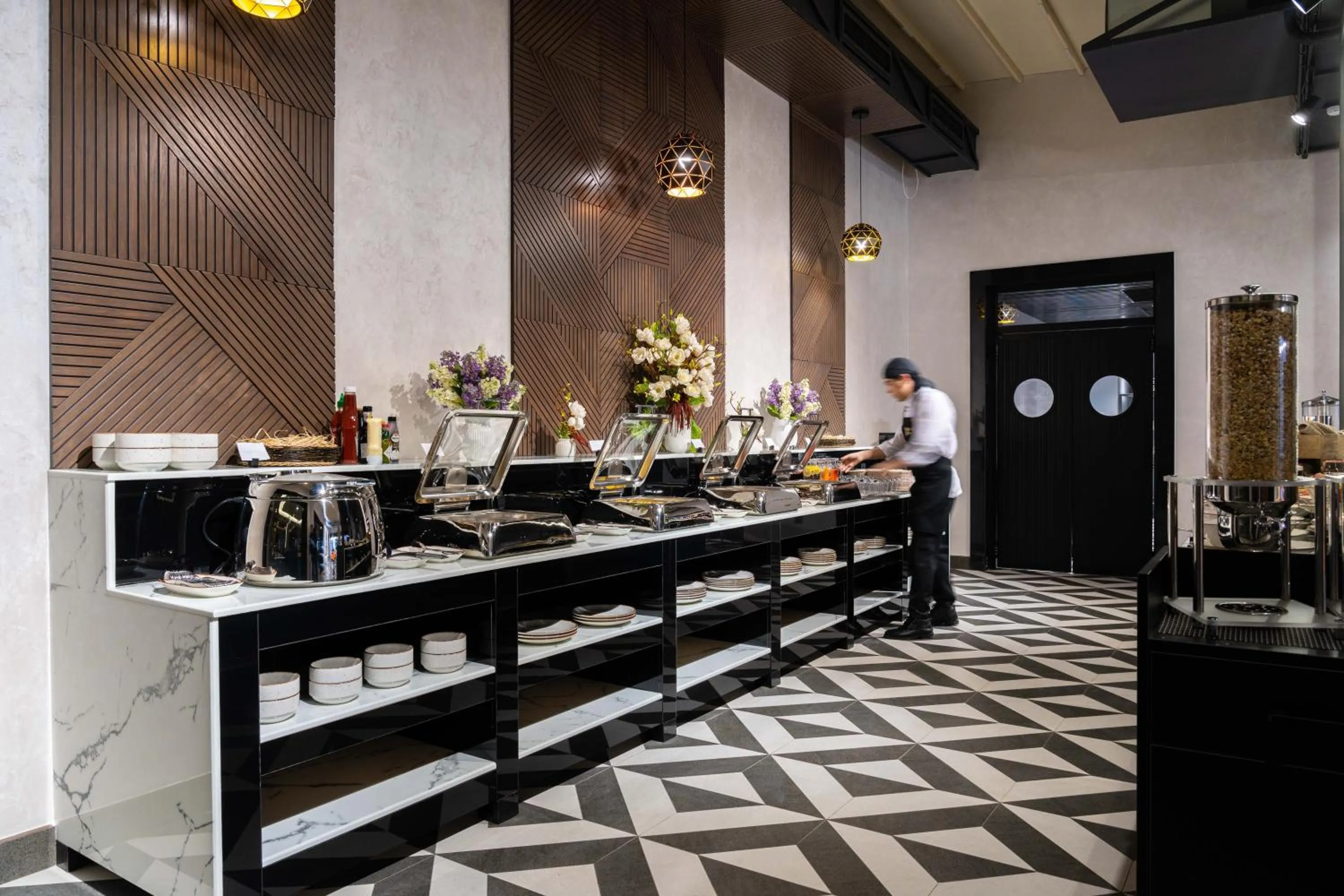 Breakfast in FRANKFORT Expo Hotel