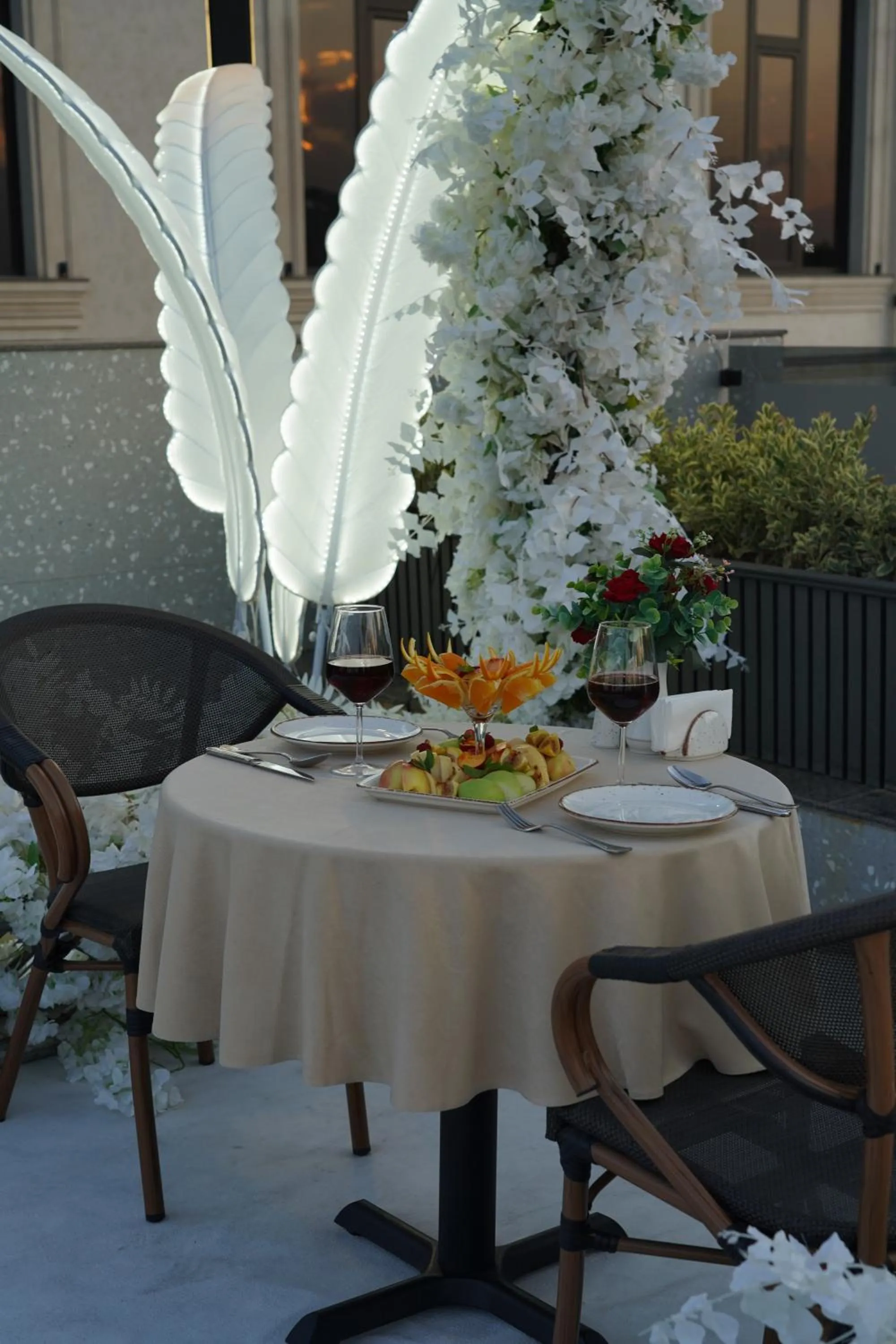 Restaurant/places to eat in FRANKFORT Expo Hotel