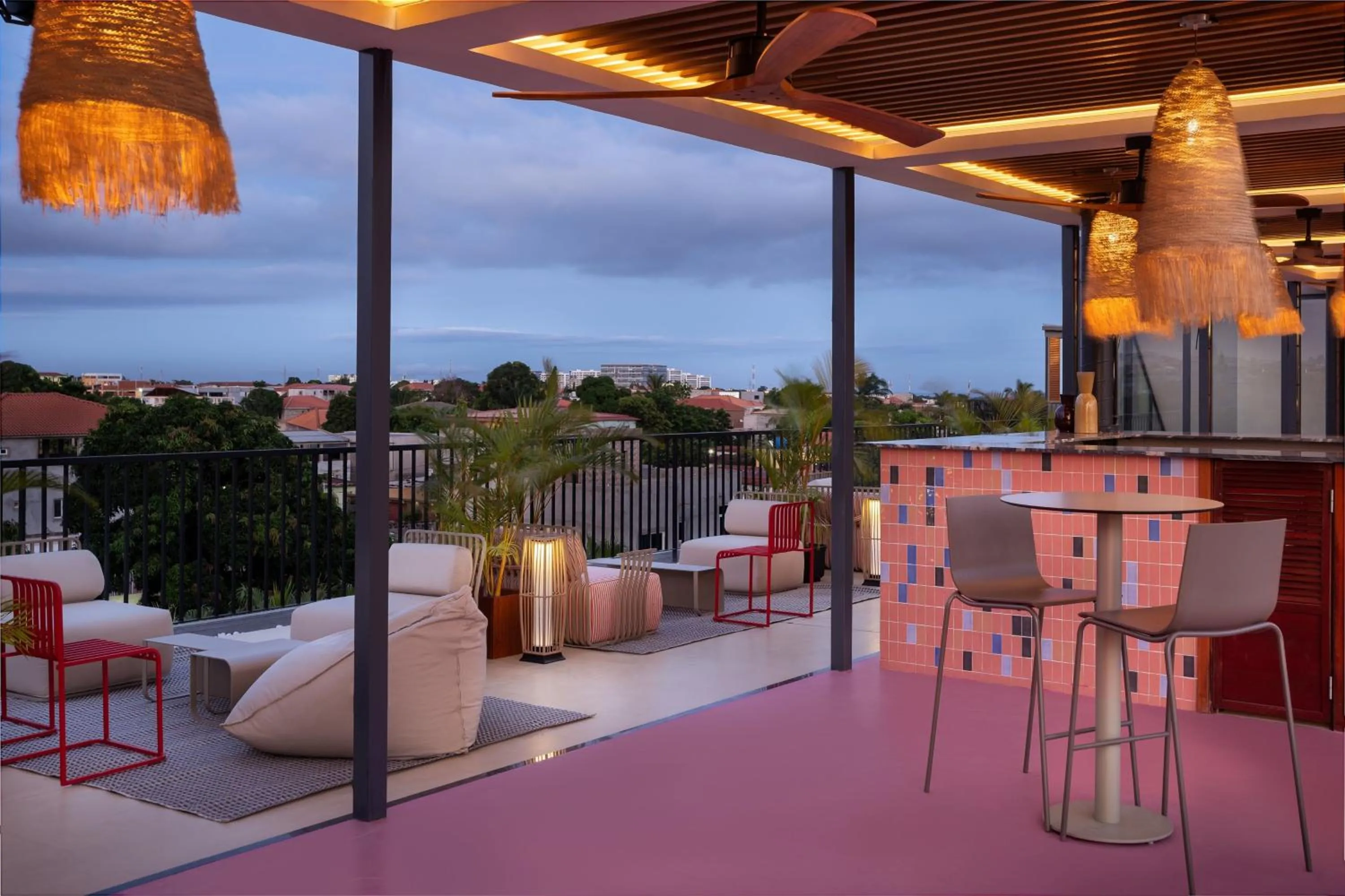 Lounge or bar in Protea Hotel by Marriott Luanda