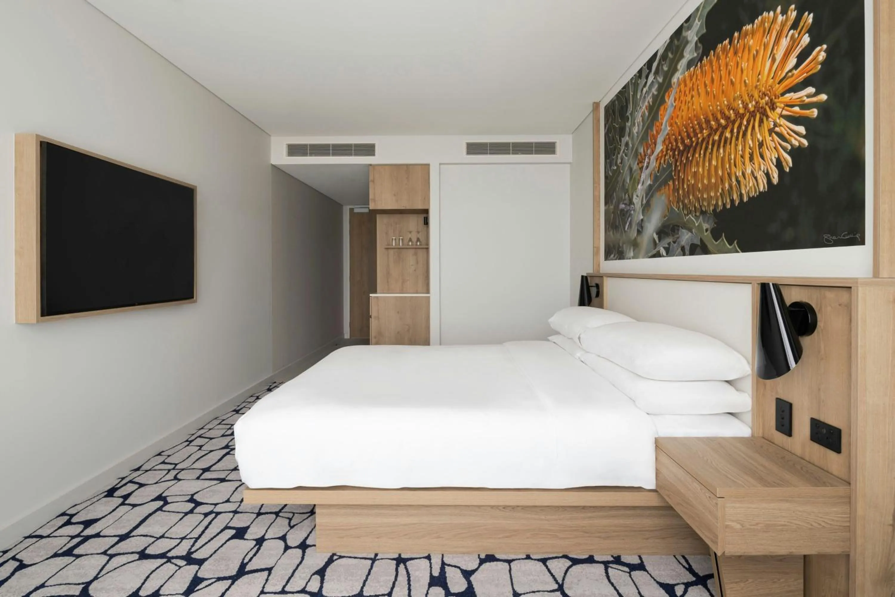 Photo of the whole room, Bed in Courtyard by Marriott Perth Murdoch