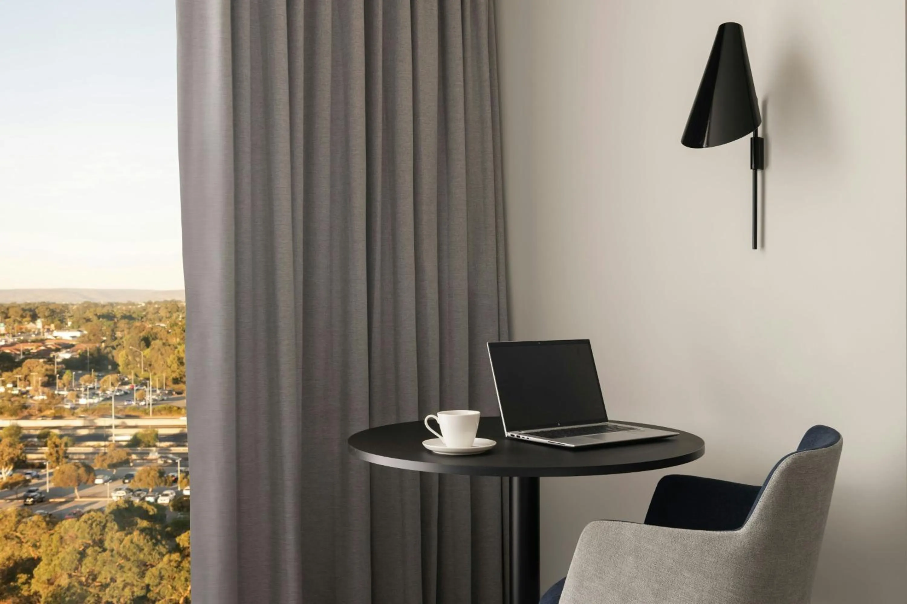 Photo of the whole room in Courtyard by Marriott Perth Murdoch