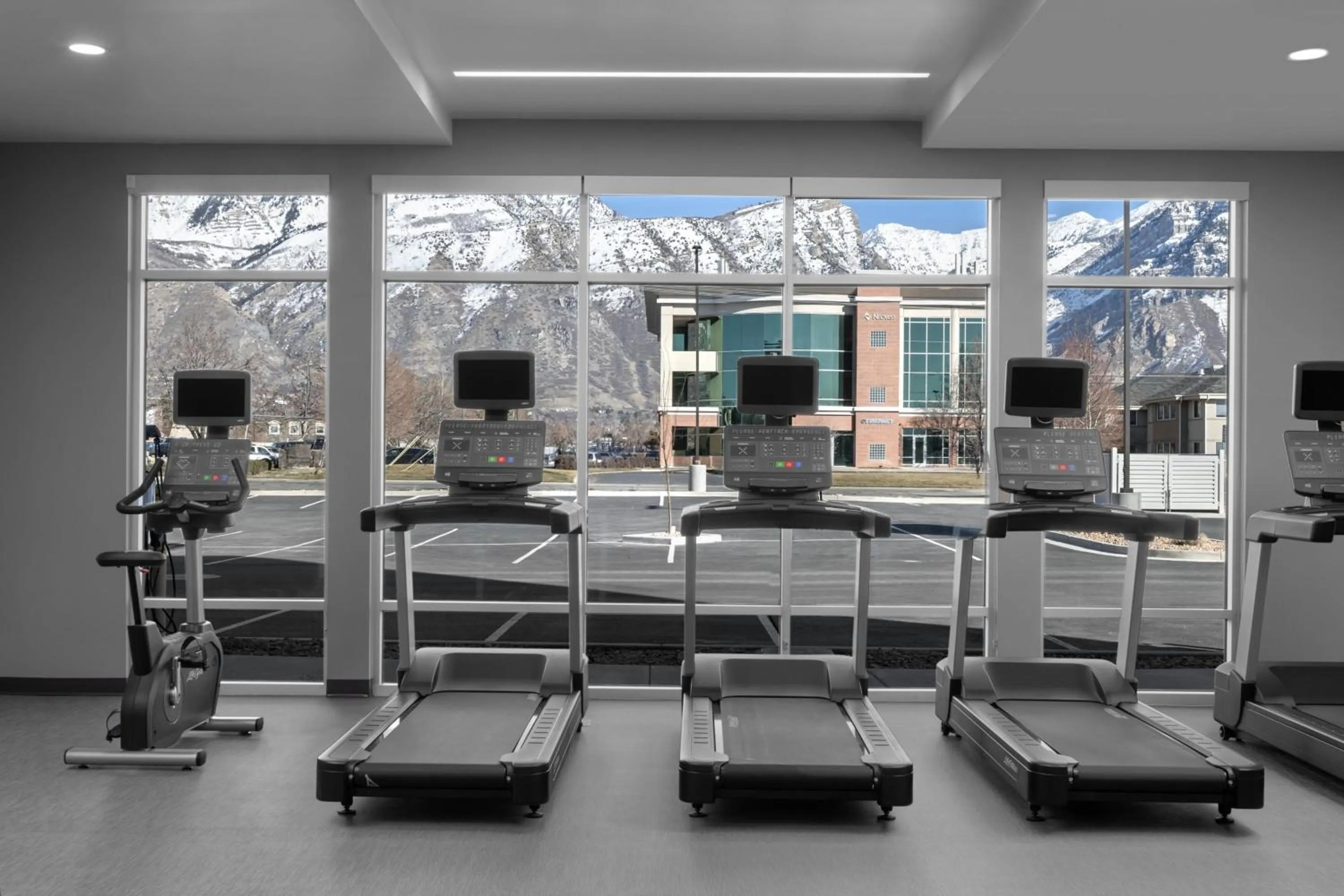 Fitness centre/facilities in Courtyard by Marriott Orem University Place