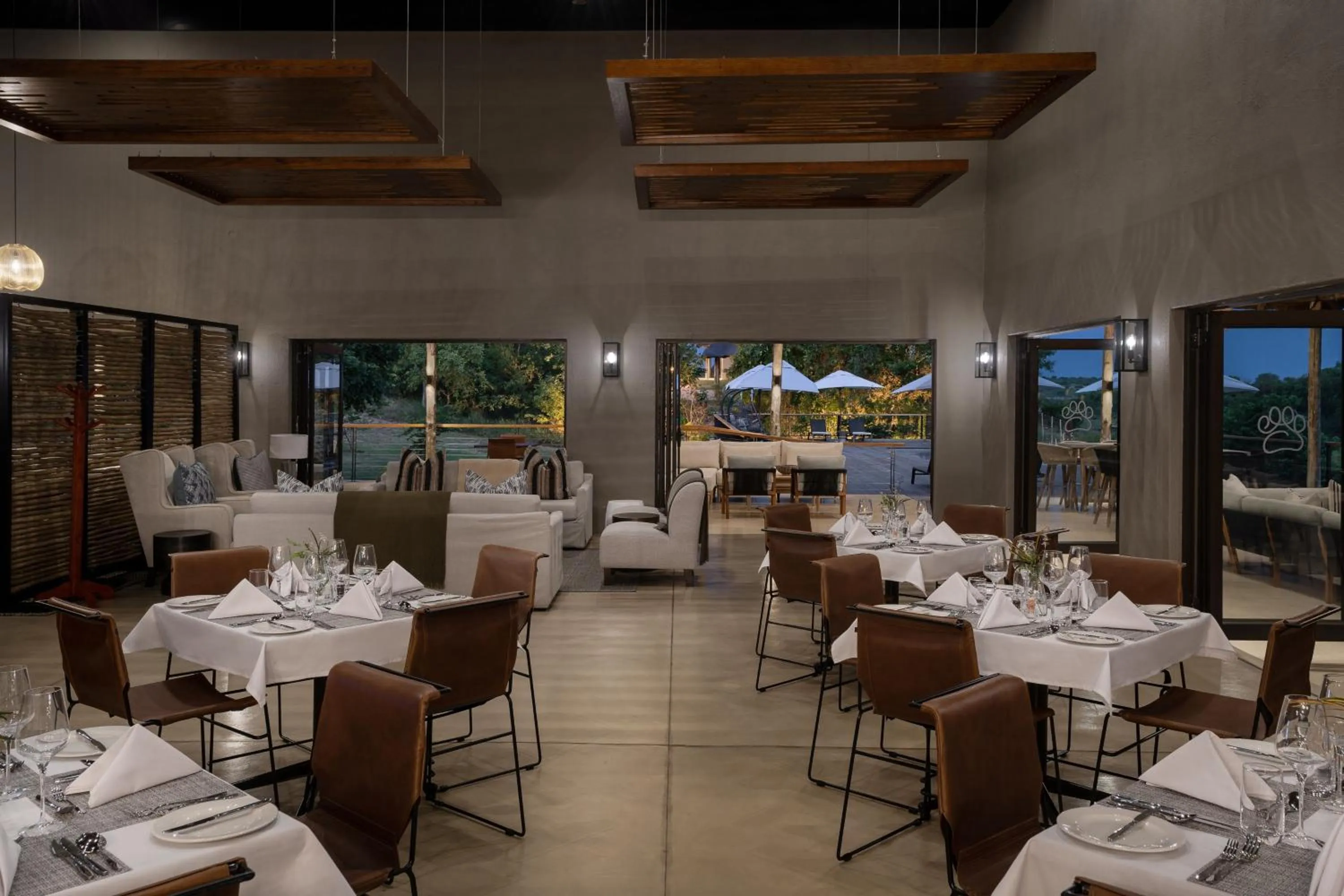 Restaurant/places to eat in Leopard Sands Kruger Park