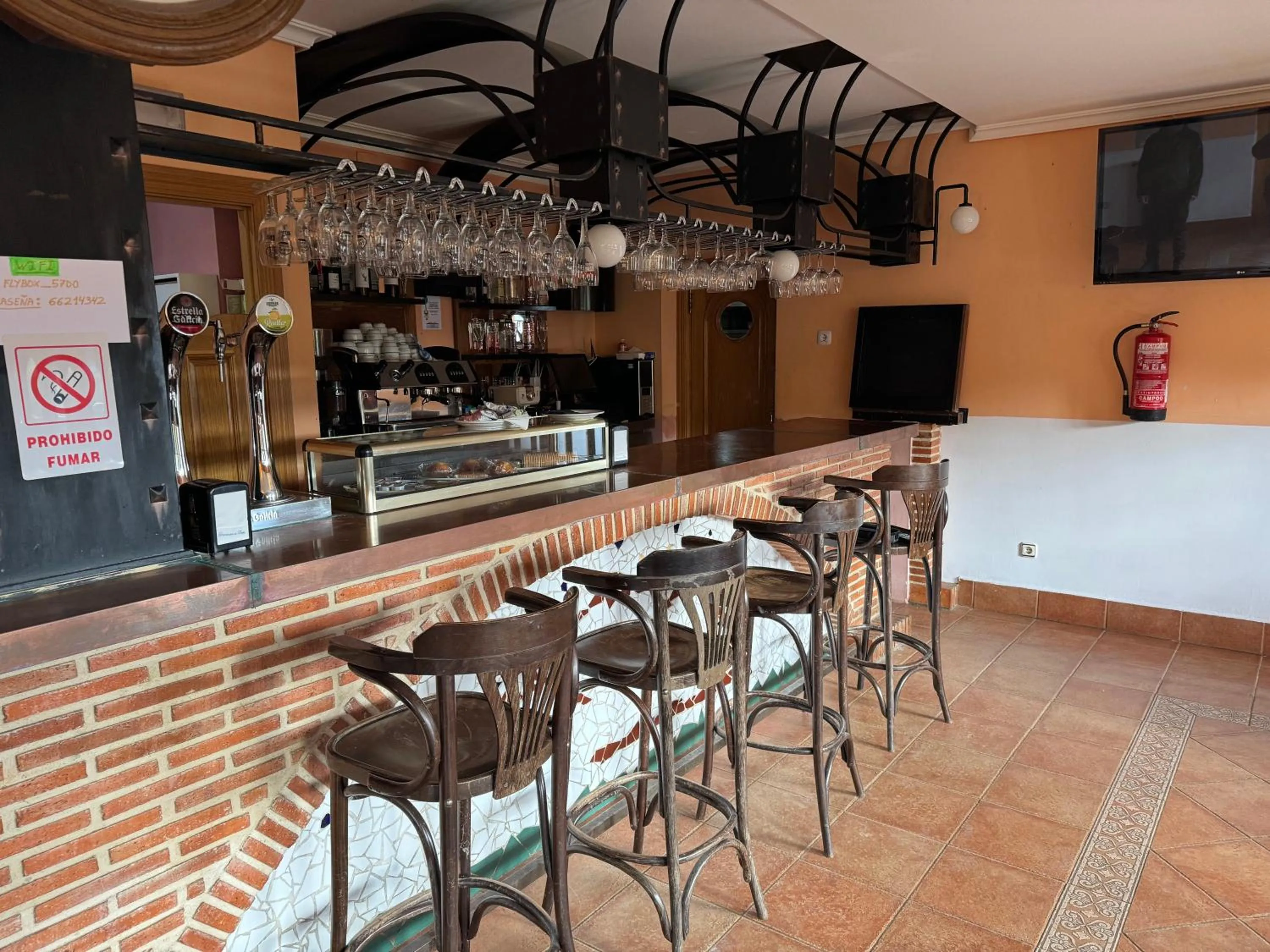 Lounge or bar in Hotel Pico Espiguete