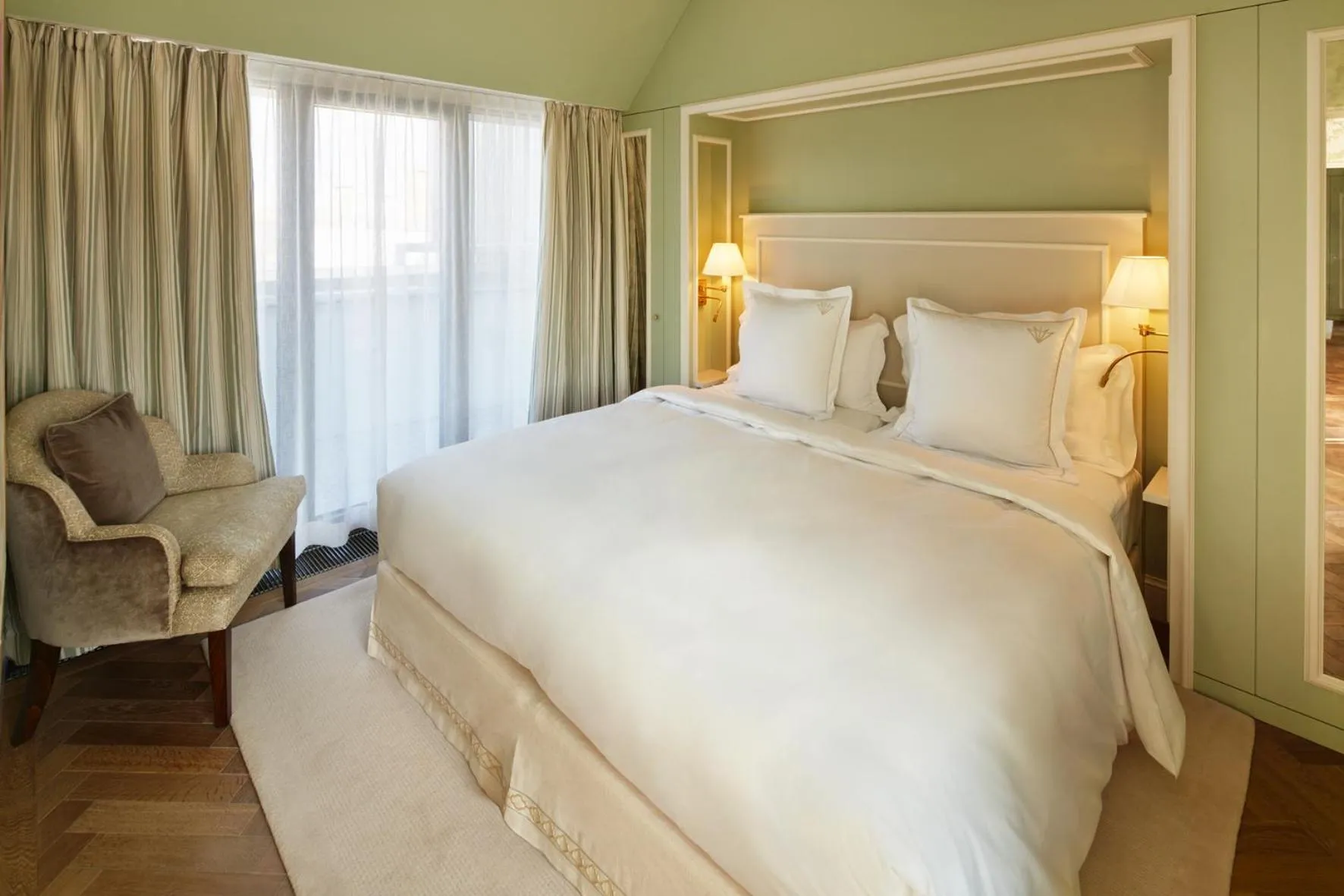 Bed in Hotel Zur Wiener Staatsoper