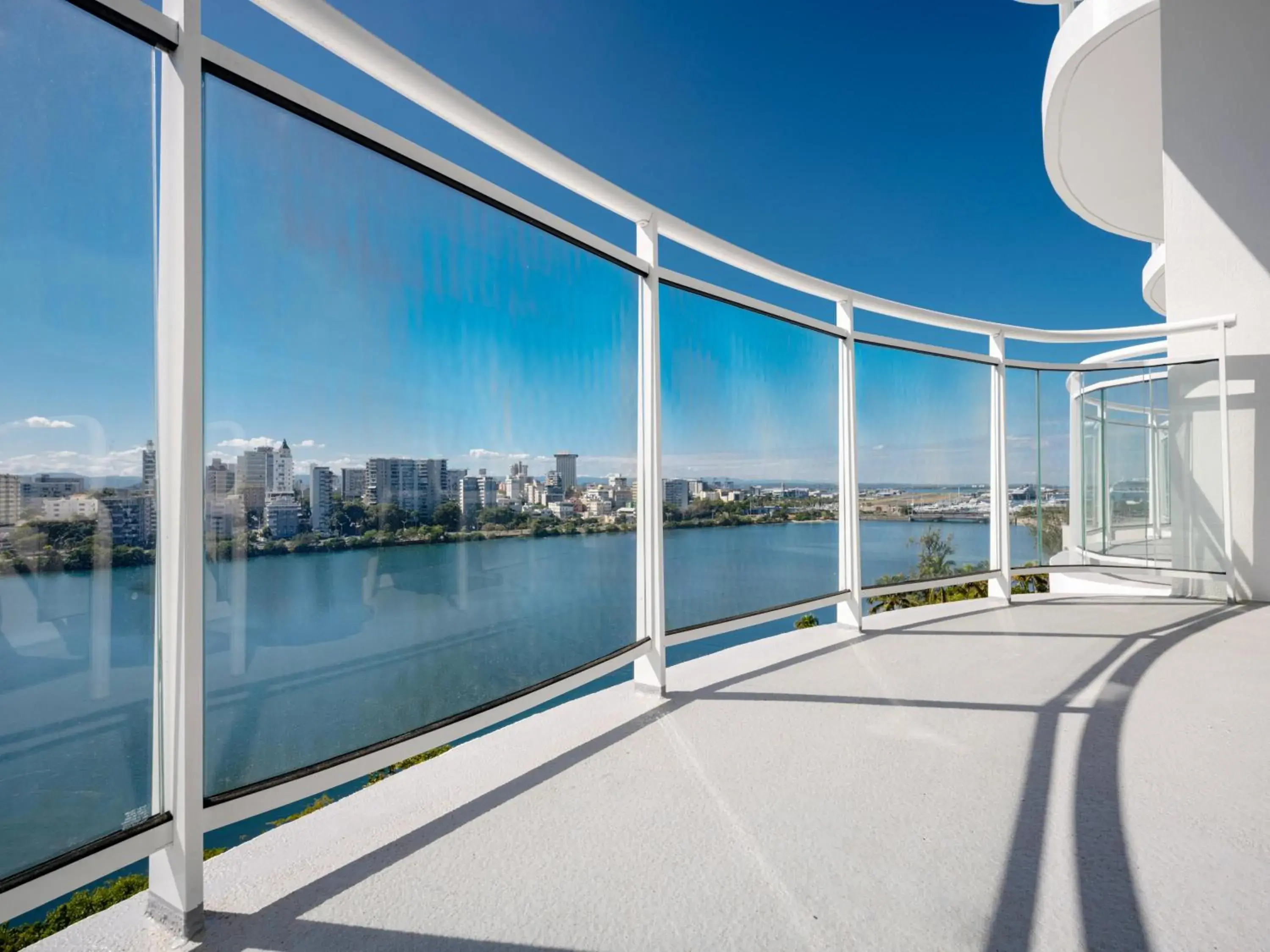 King Room with Bathtub and Balcony - Water View - Accessible in Hilton Garden Inn San Juan Condado King Room with Bathtub and Balcony - Water View - Accessible in Hilton Garden Inn San Juan Condado
