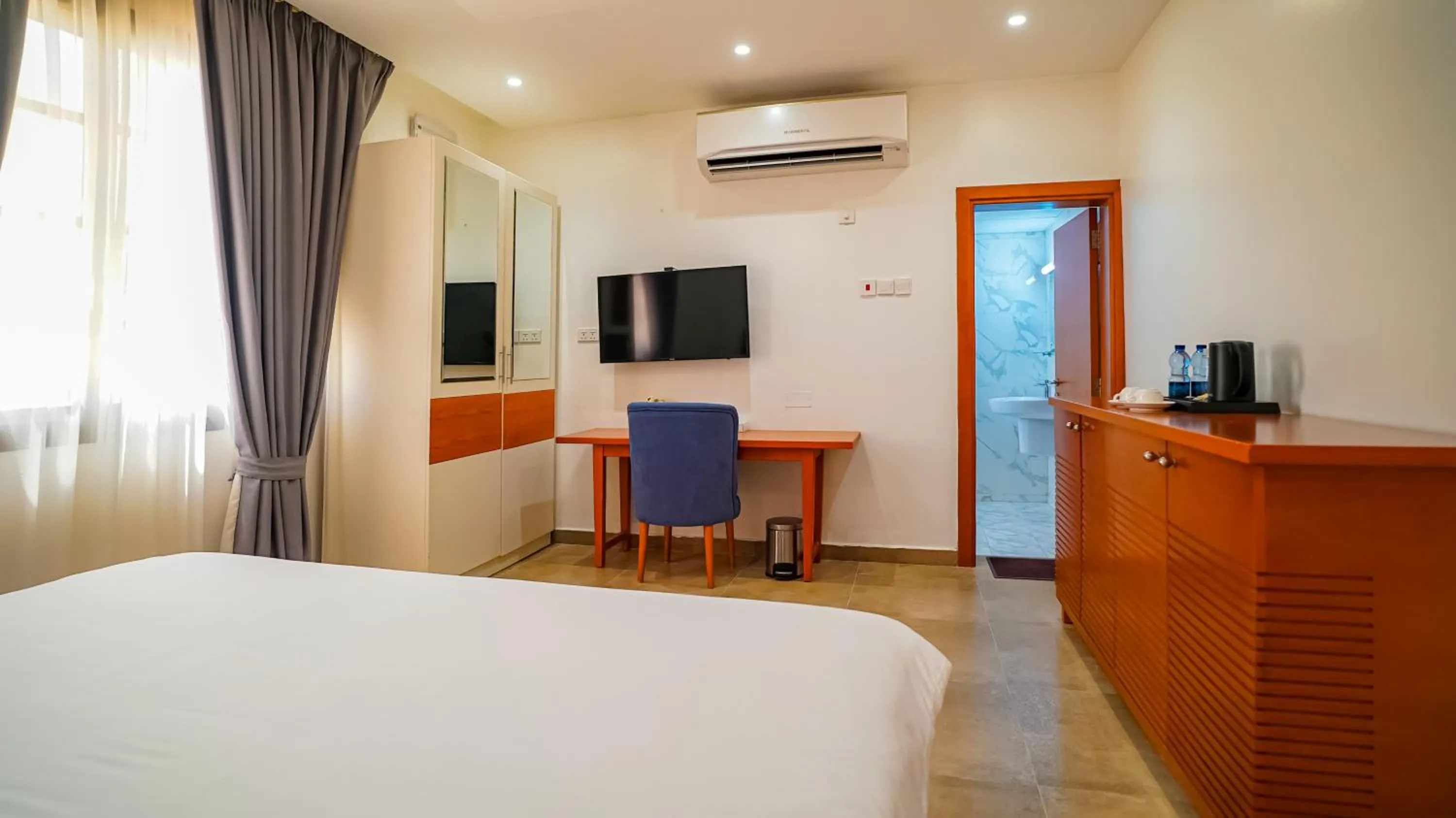 Bed in Express City Hotel - Duqm