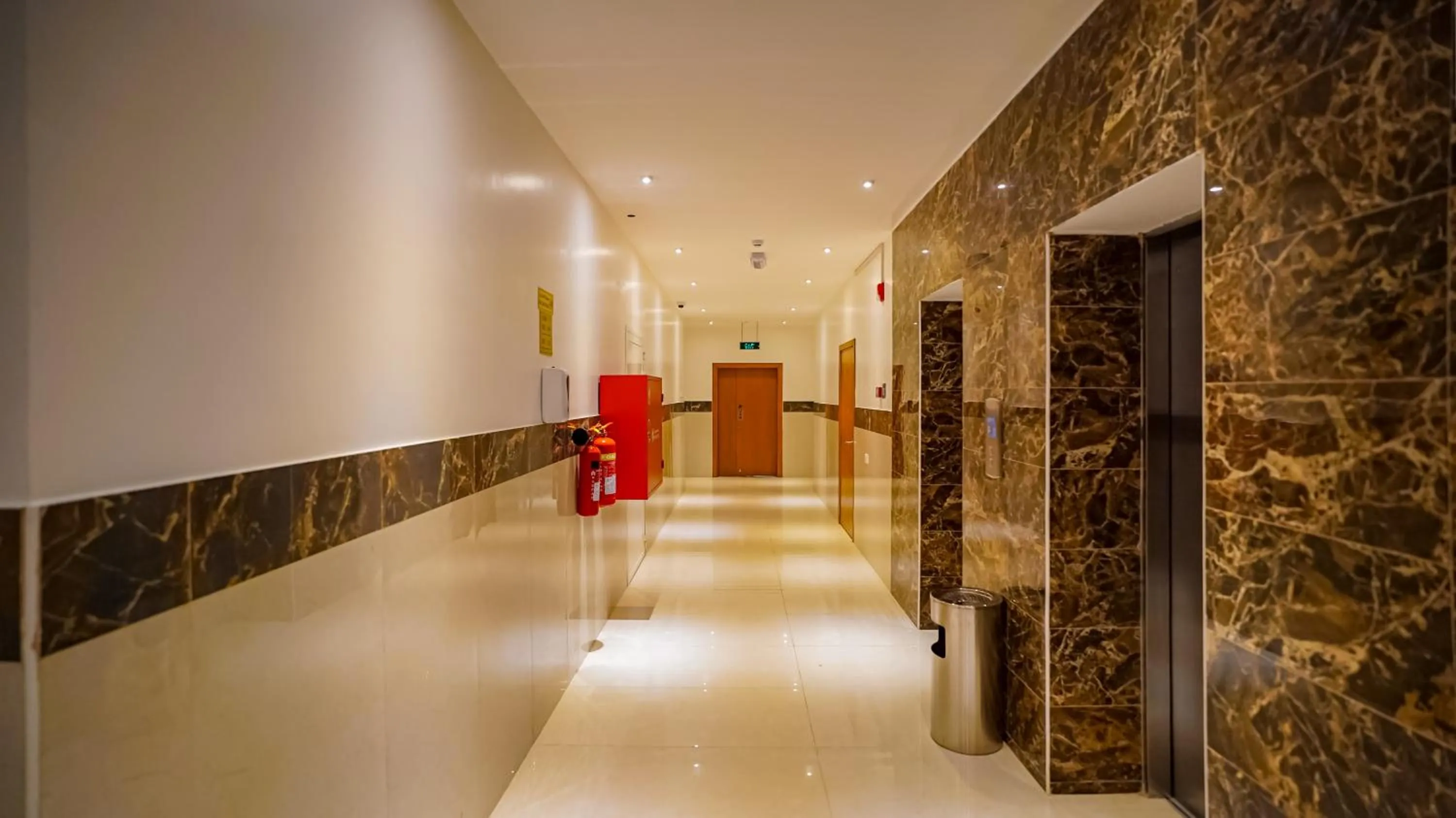 Property building in Express City Hotel - Duqm
