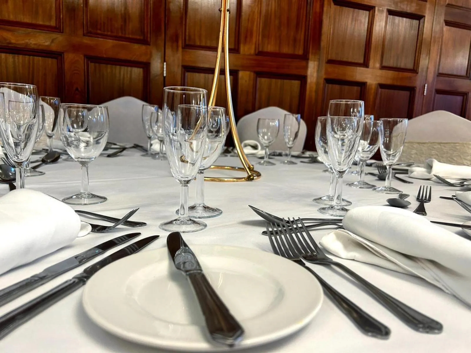 Food and drinks in Marsh Farm Hotel