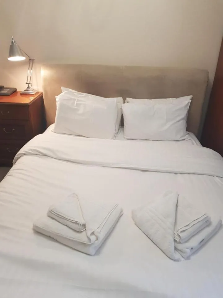 Bed in Marsh Farm Hotel