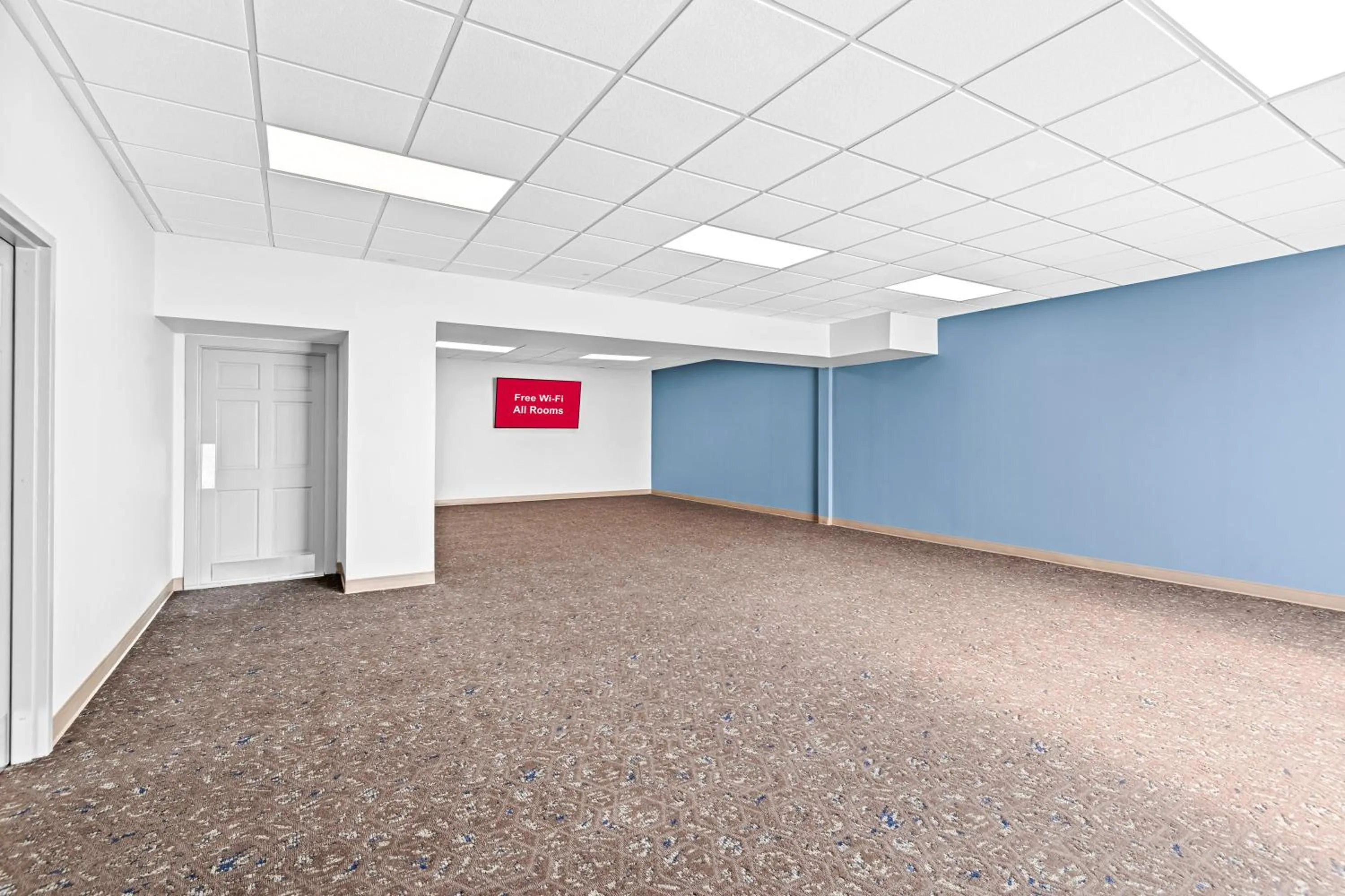 Meeting/conference room in Ramada Conference Center by Wyndham Cortland