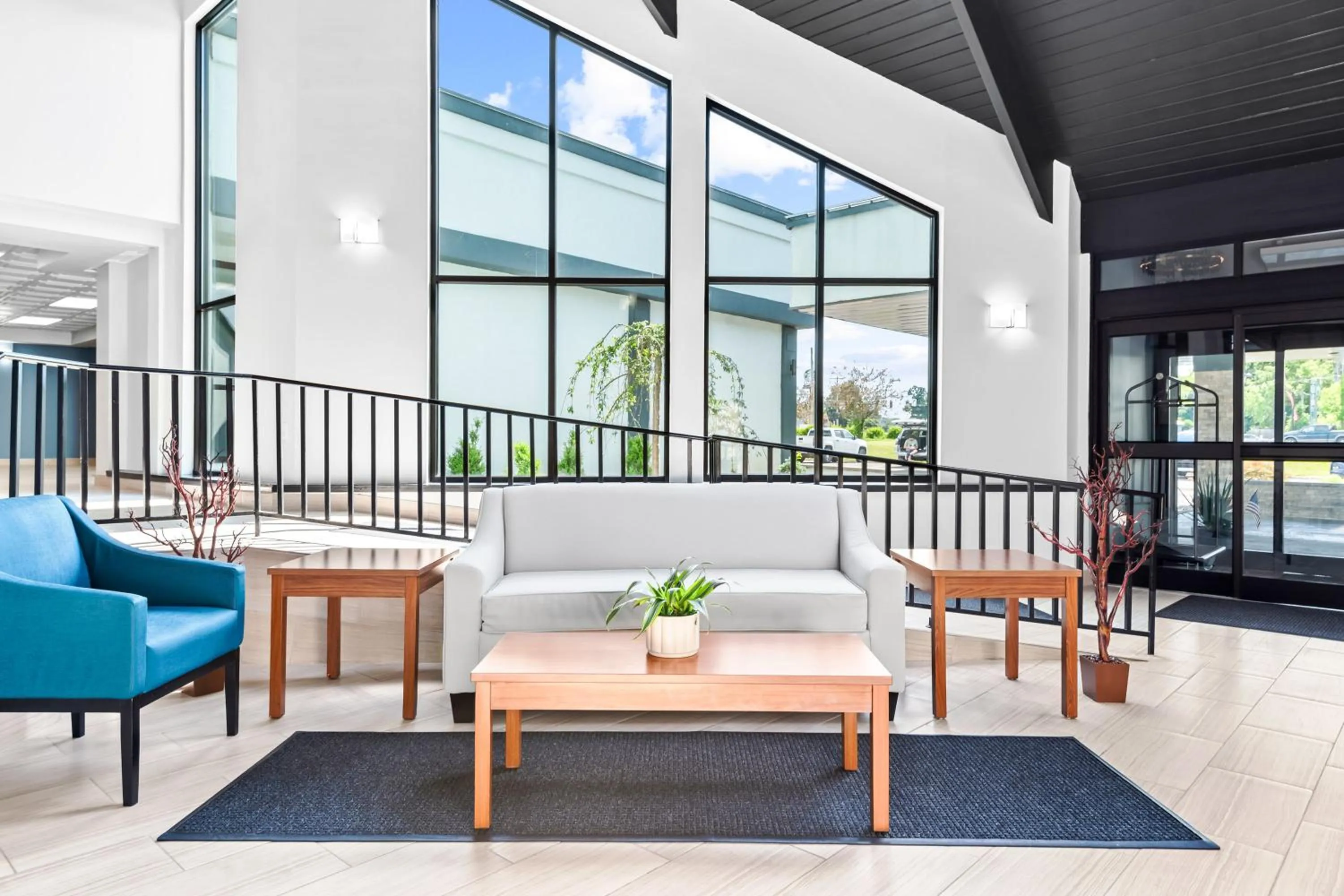 Lobby or reception in Ramada Conference Center by Wyndham Cortland