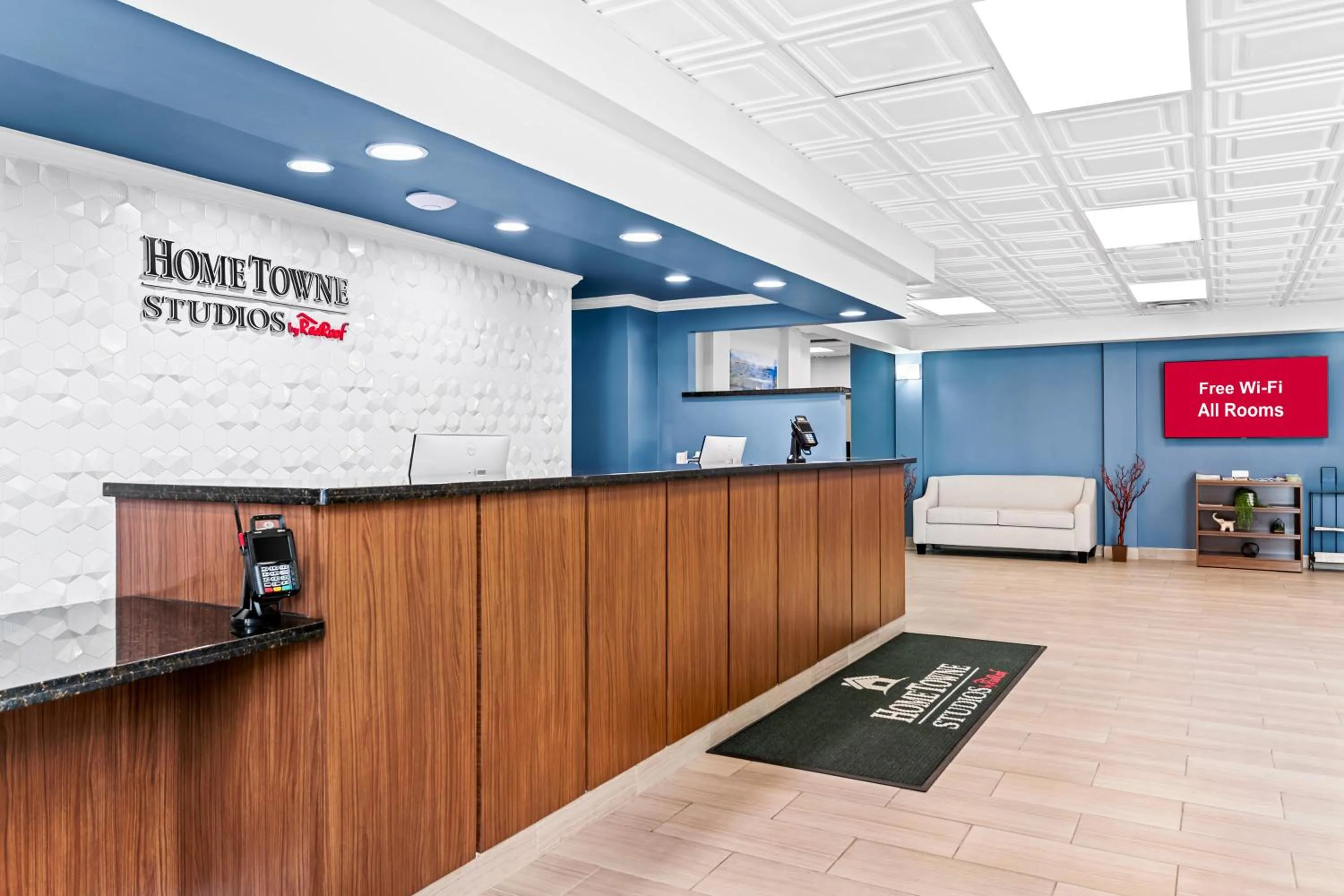 Lobby or reception in Ramada Conference Center by Wyndham Cortland