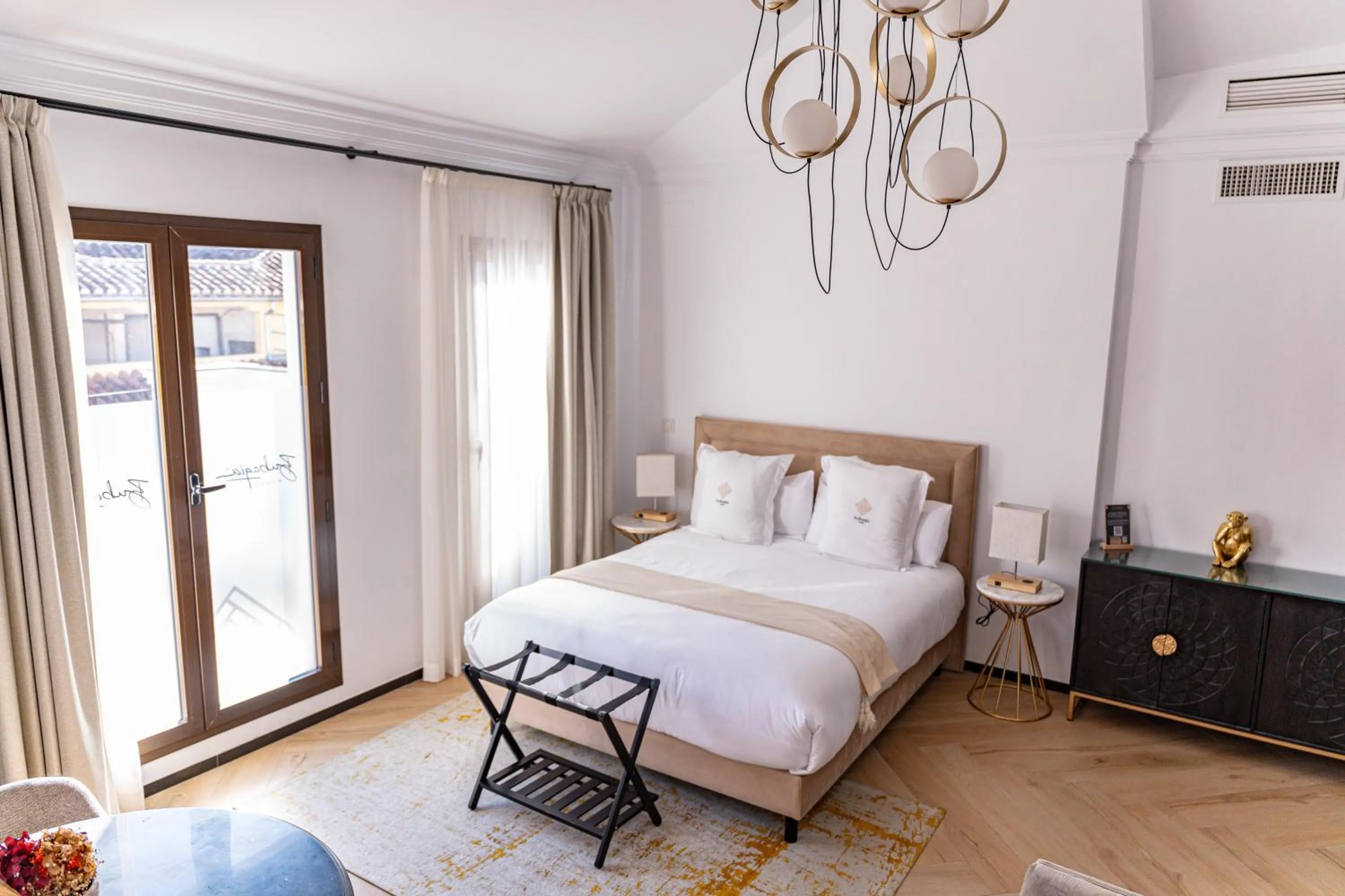 Bed in Bubaqia House - Suites Boutique