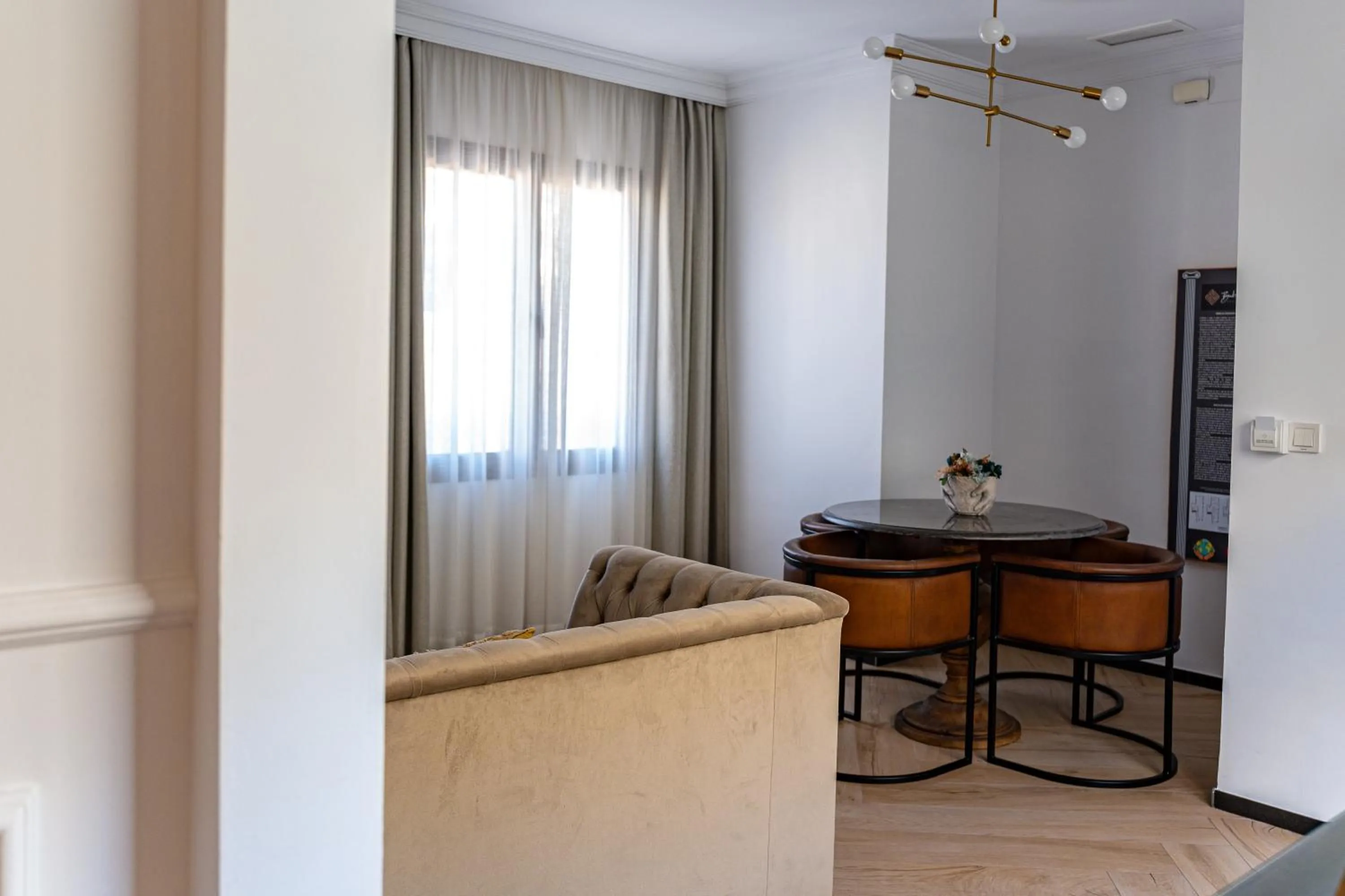 Living room in Bubaqia House - Suites Boutique