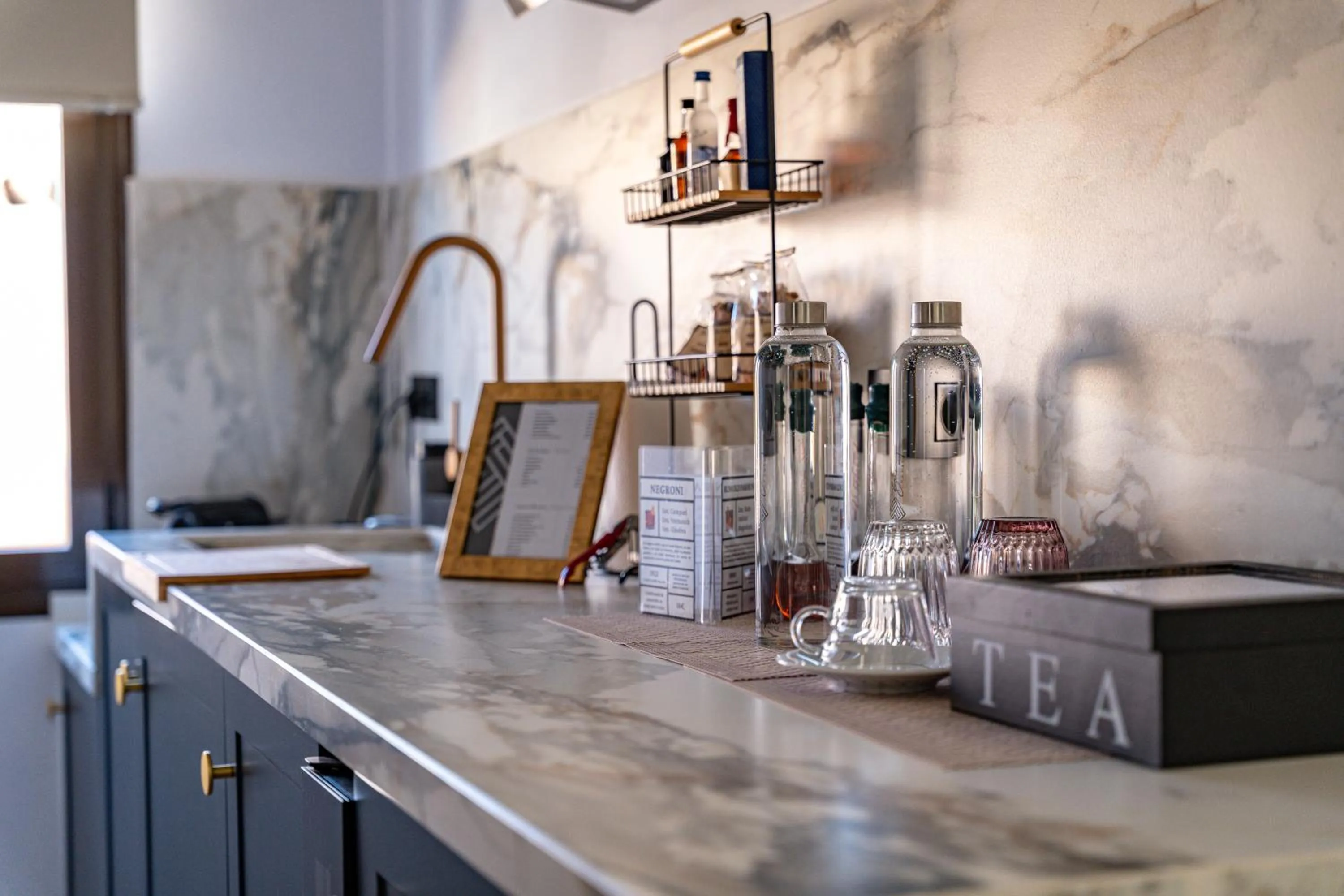 minibar in Bubaqia House - Suites Boutique