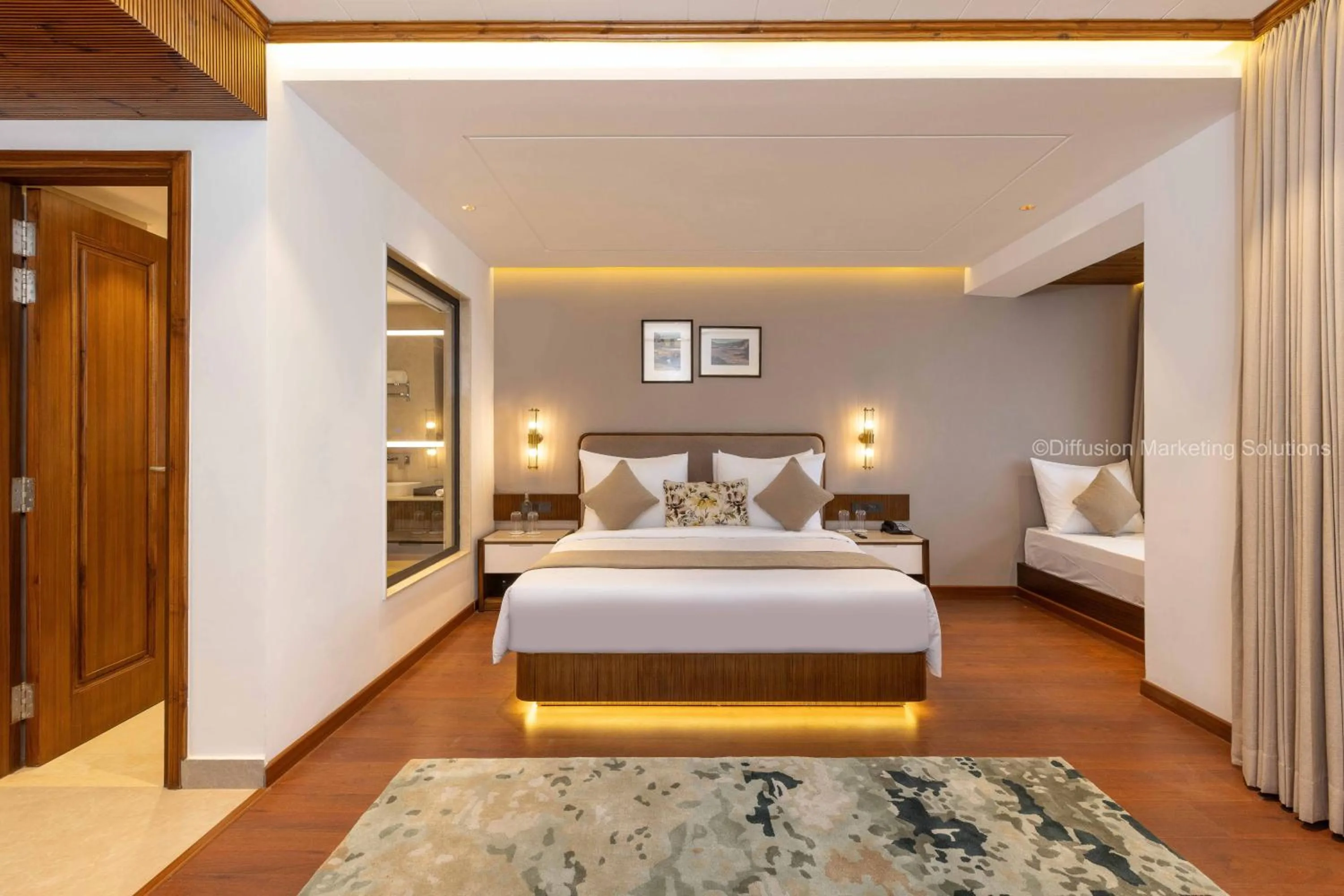 Bed in juSTa Hollow Oak, Mussoorie