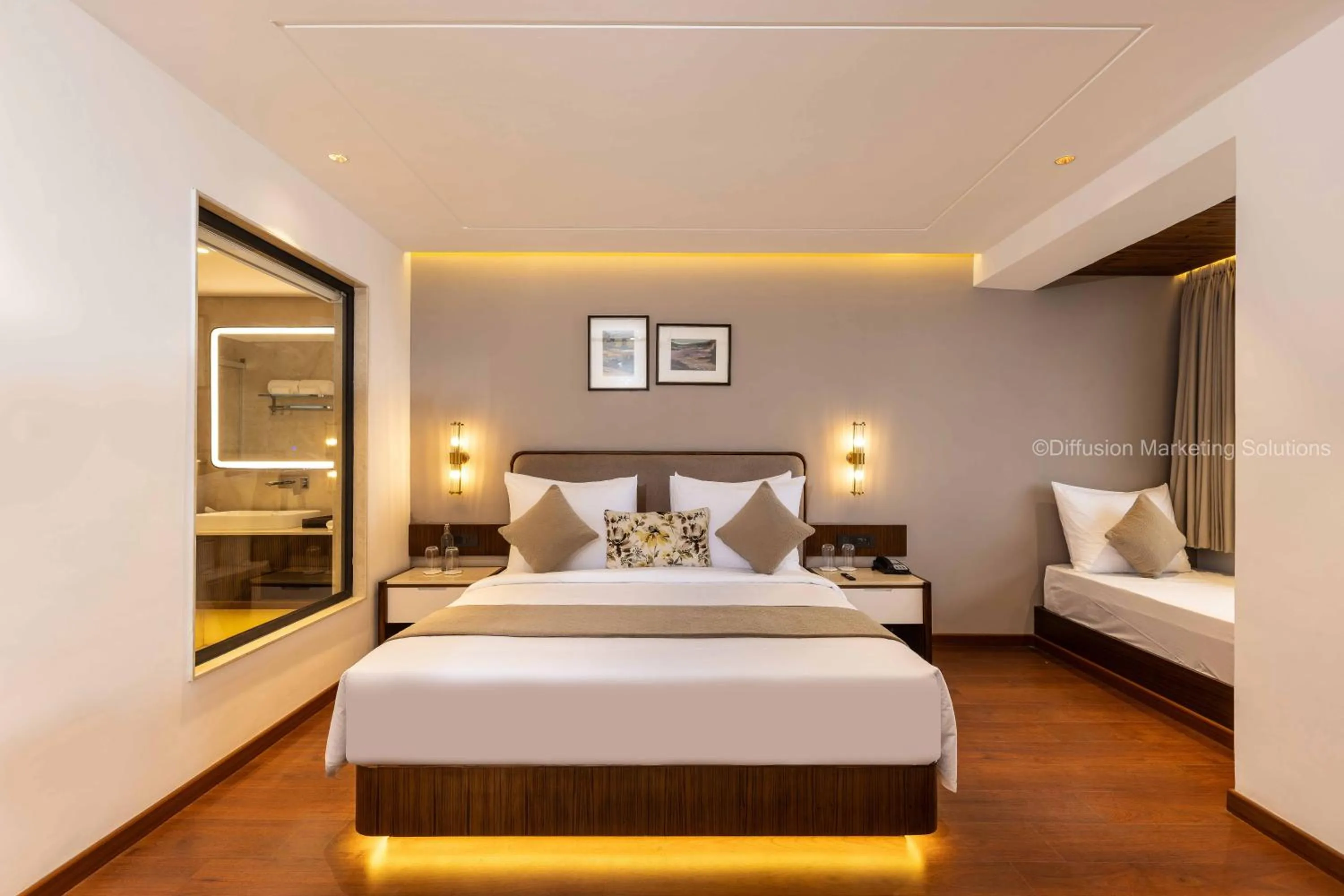 Bed in juSTa Hollow Oak, Mussoorie