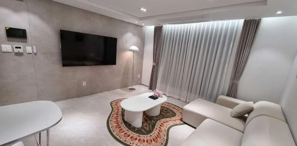 HOTEL THE DESIGNERS LYJ SUITE YEOKSAM