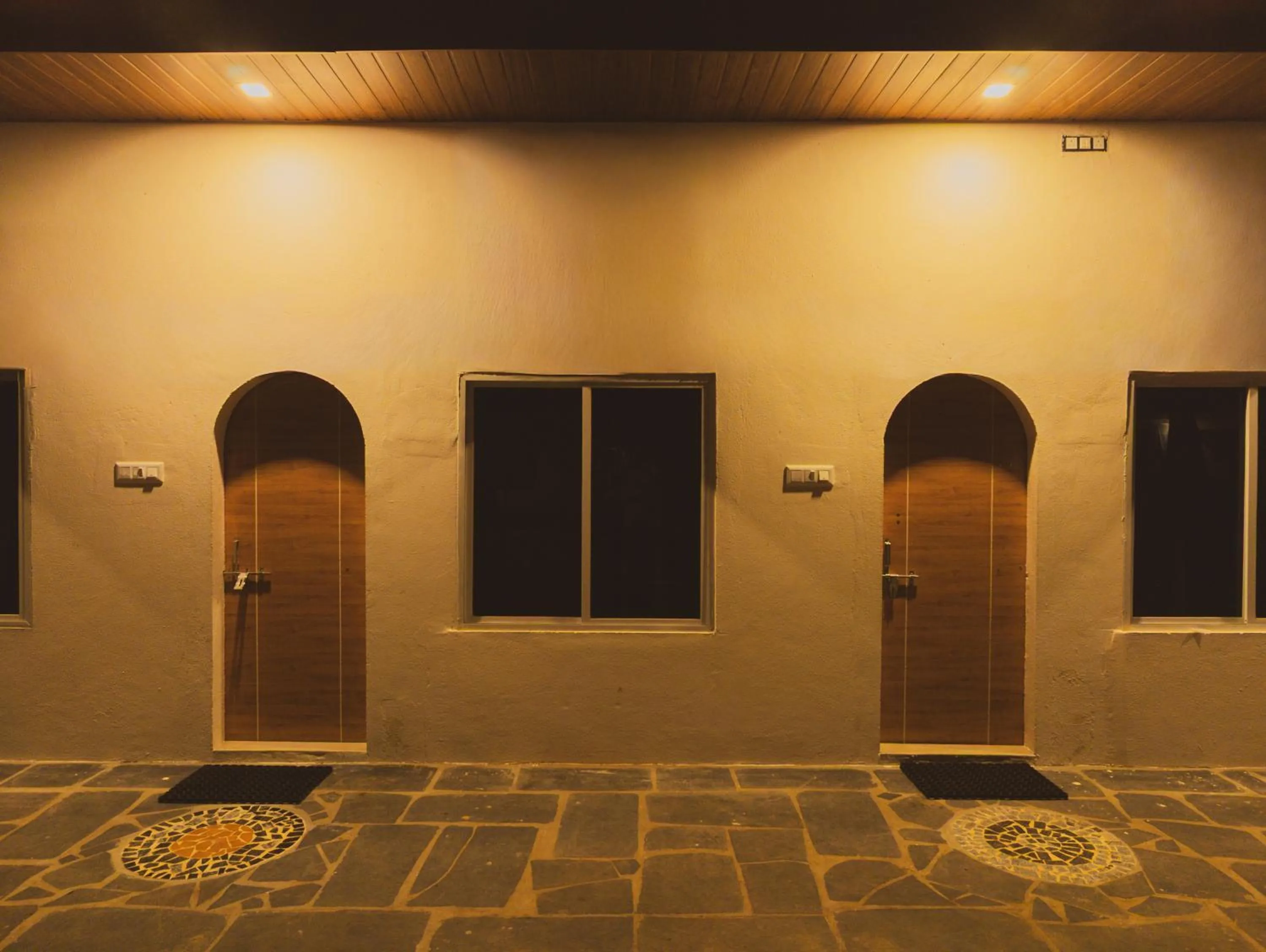 Property building in Sunset Cafe Beach Stay