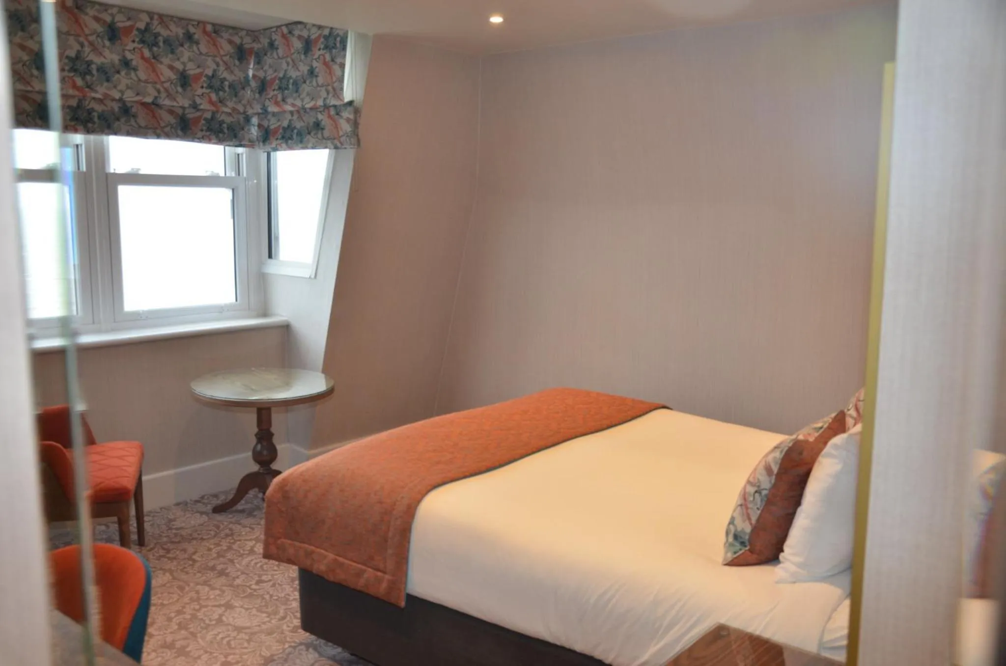 Photo of the whole room, Bed in voco The Clifton Folkestone by IHG