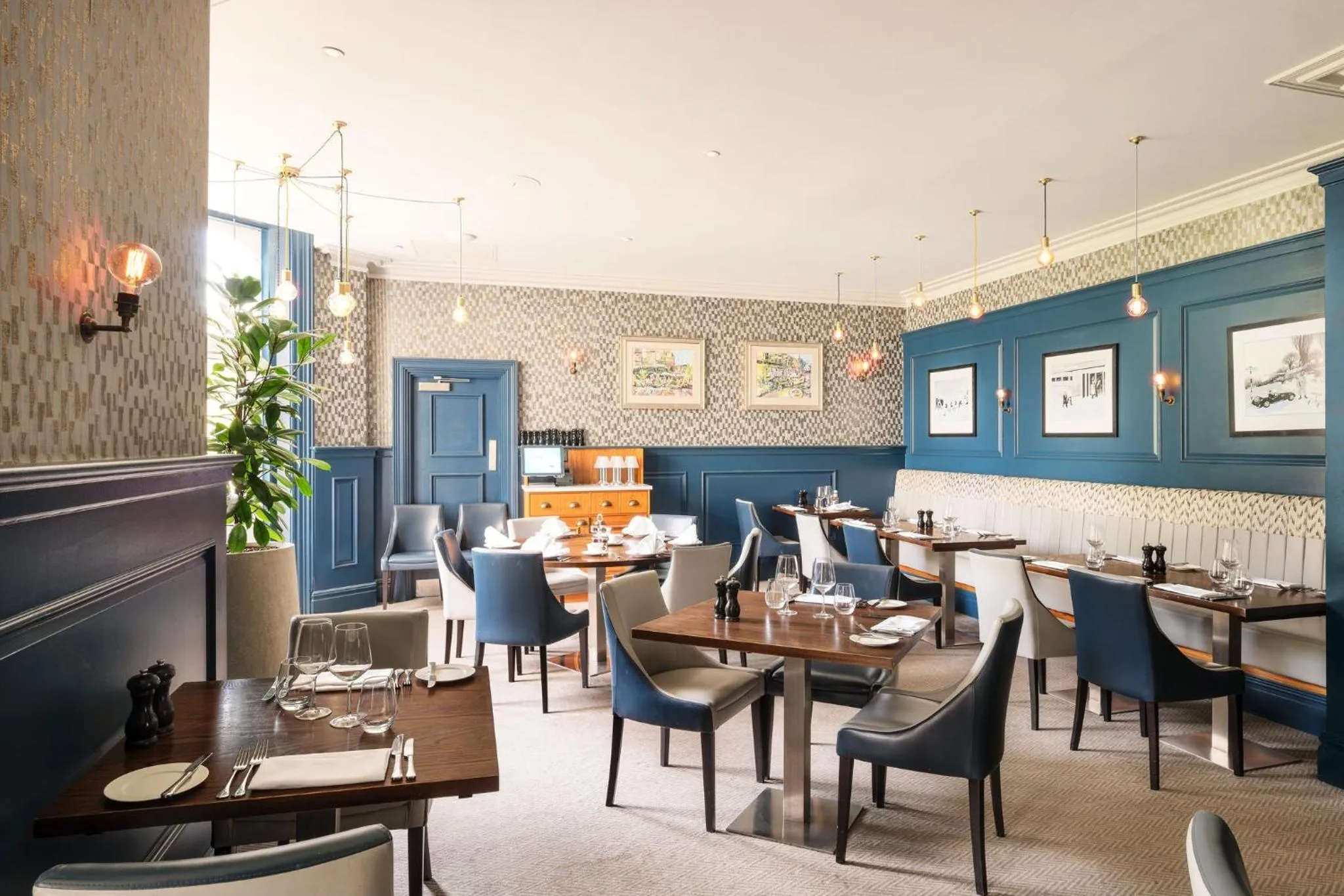 Restaurant/places to eat in voco The Clifton Folkestone by IHG