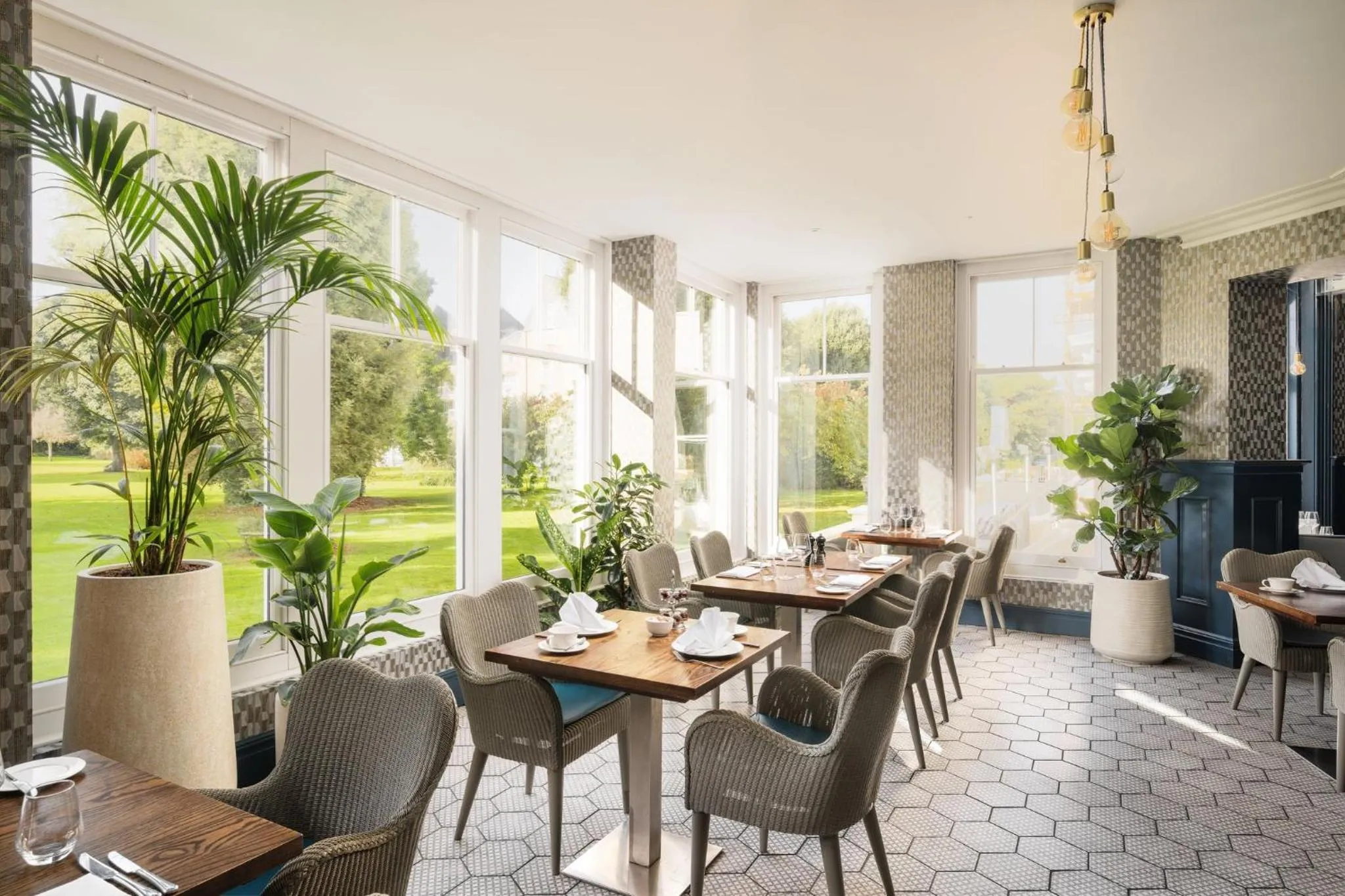 Restaurant/places to eat in voco The Clifton Folkestone by IHG