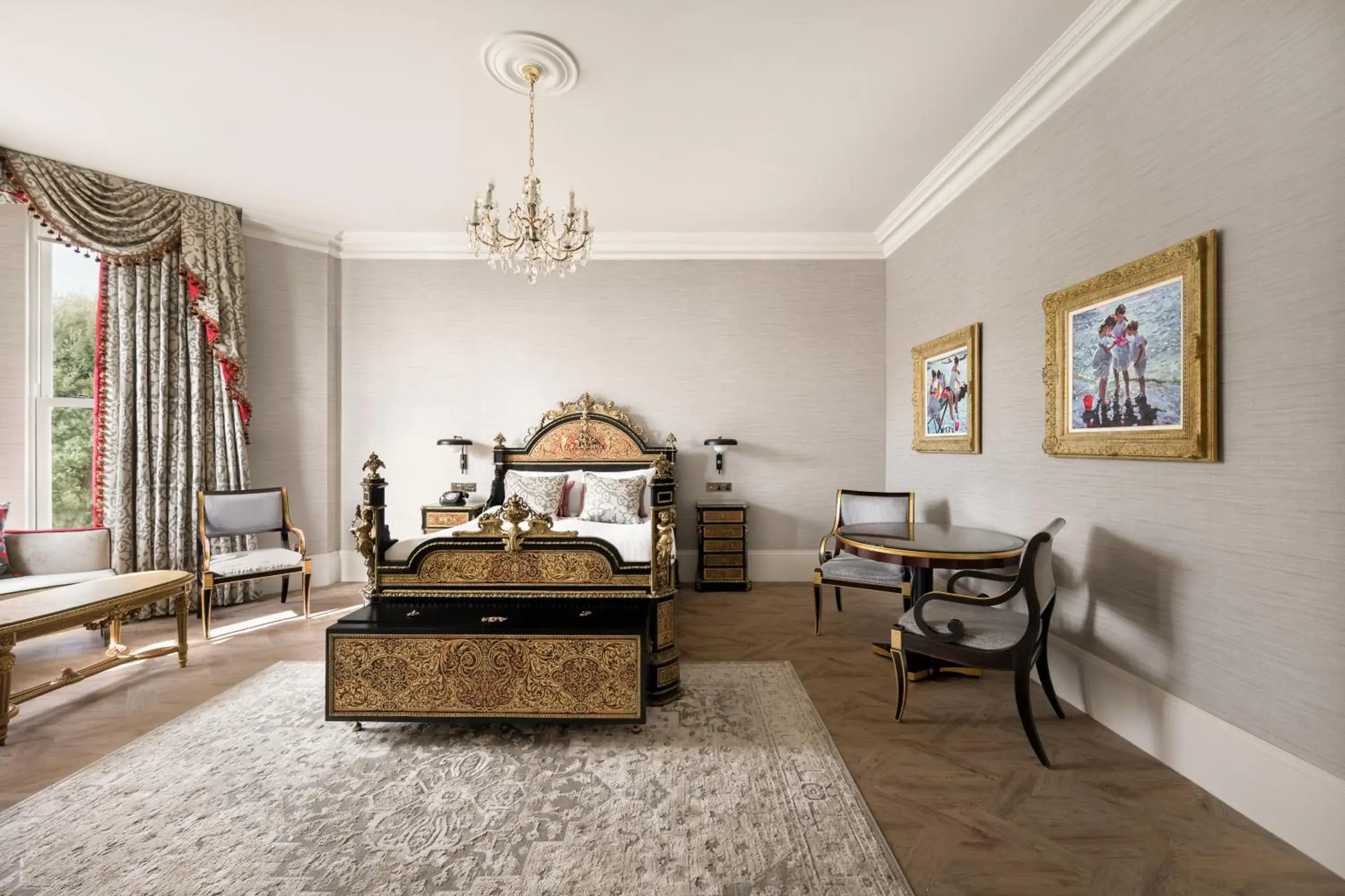 Queen Suite in voco The Clifton Folkestone by IHG Queen Suite in voco The Clifton Folkestone by IHG