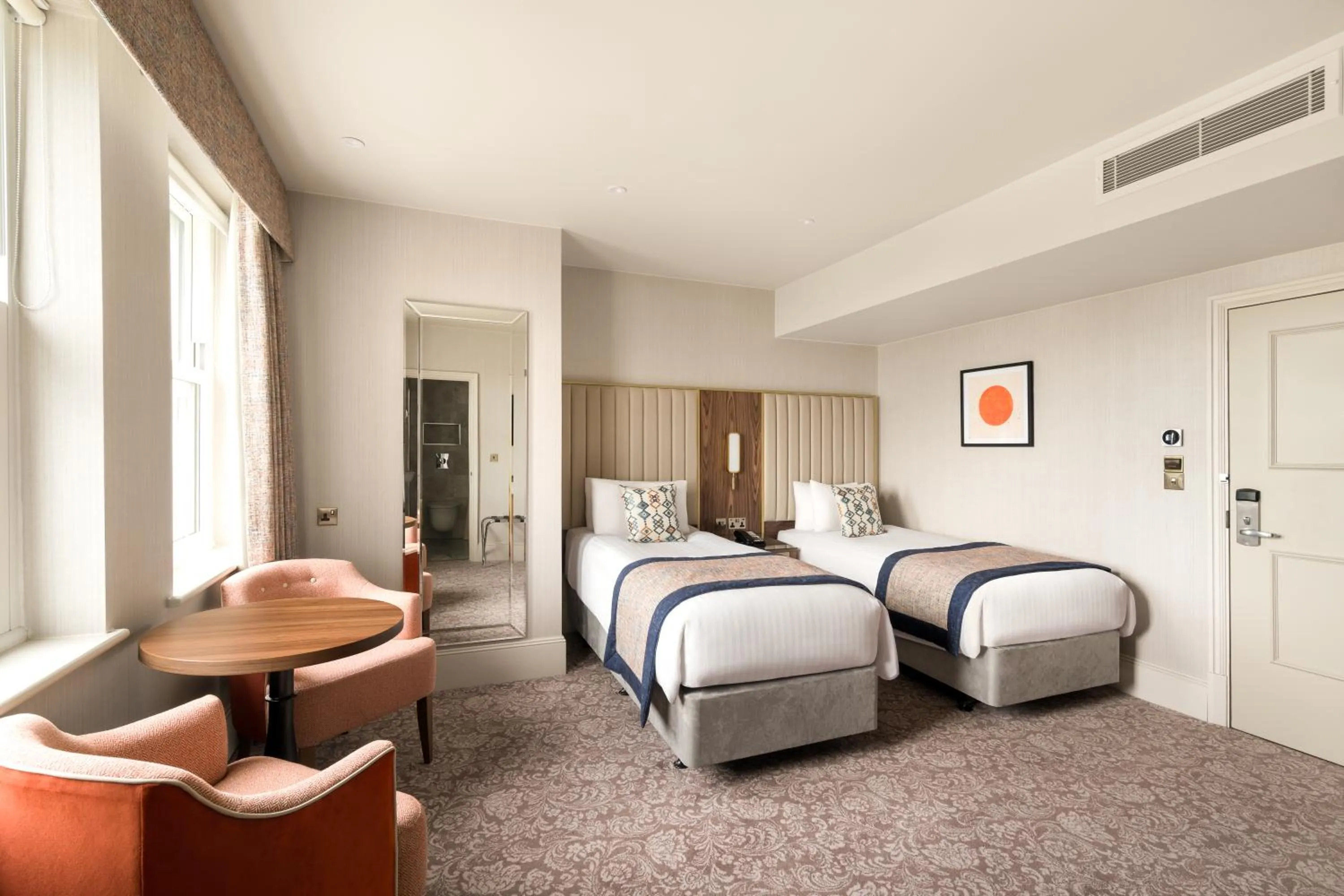 Coffee/tea facilities, Bed in voco The Clifton Folkestone by IHG