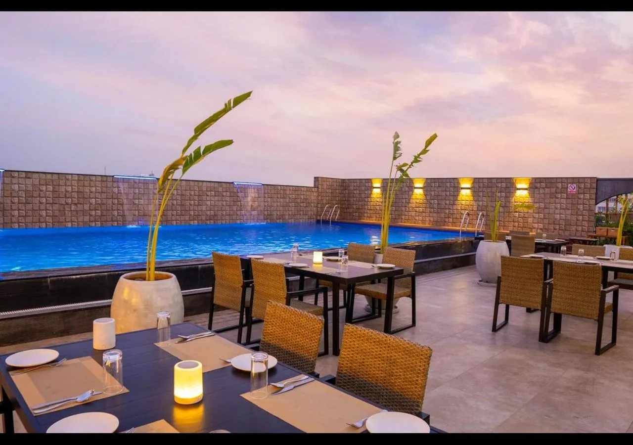 Swimming Pool in Hudson Hotels