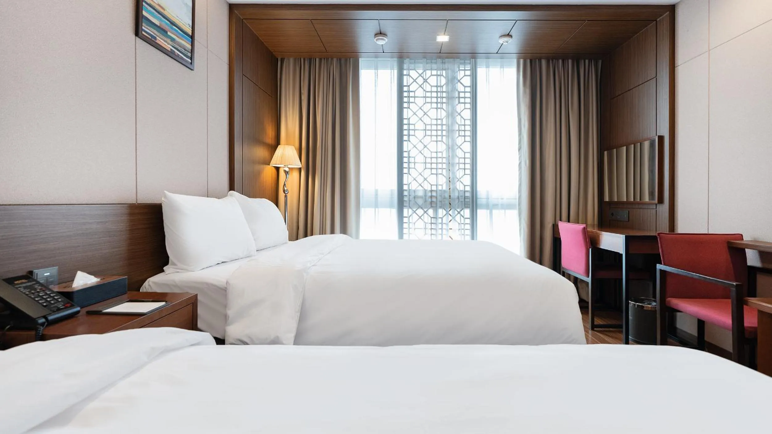 Bed in Gloucester Hotel Jeonju