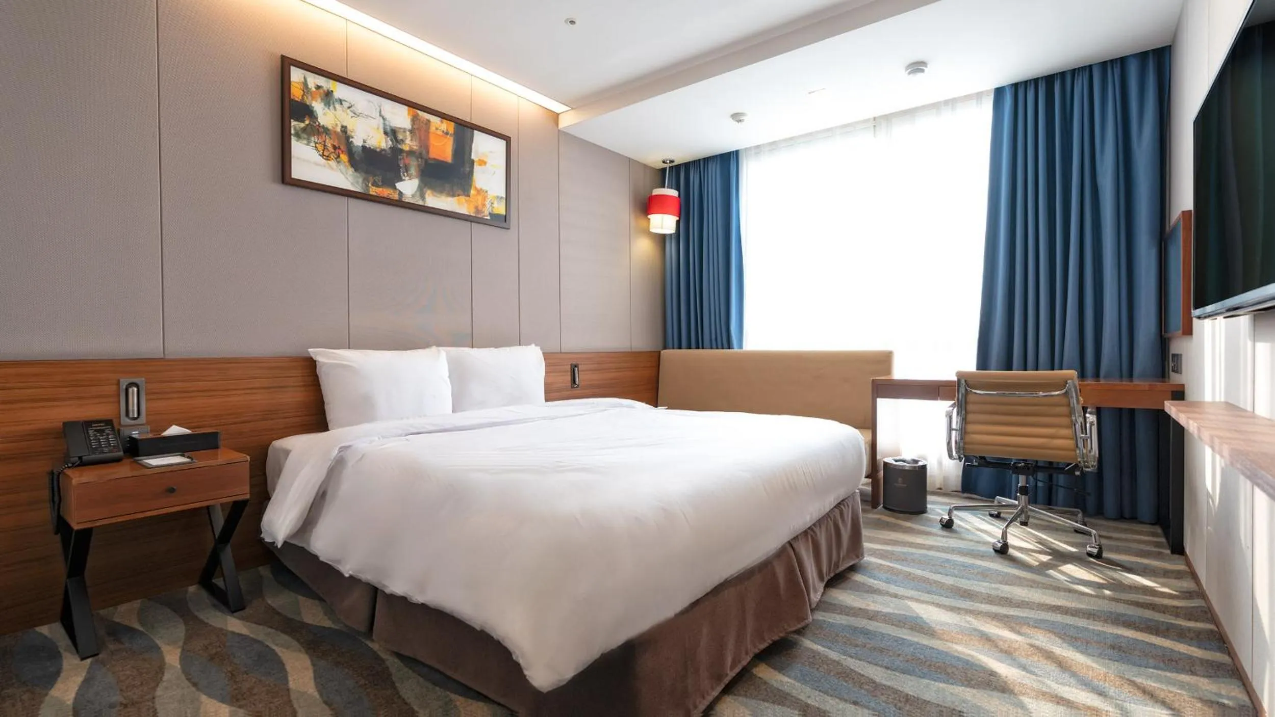 Bed in Gloucester Hotel Jeonju