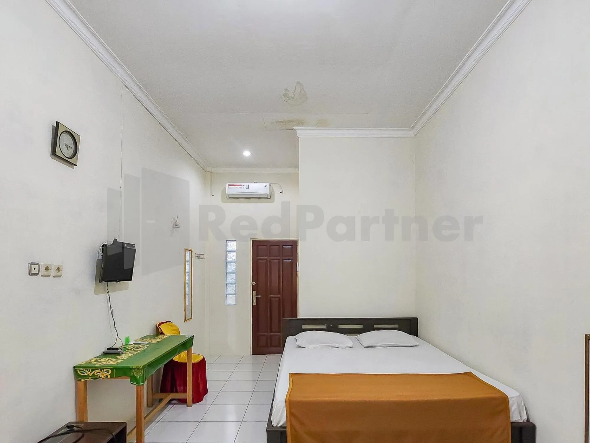 Bed in Griya Tambun Raya RedPartner