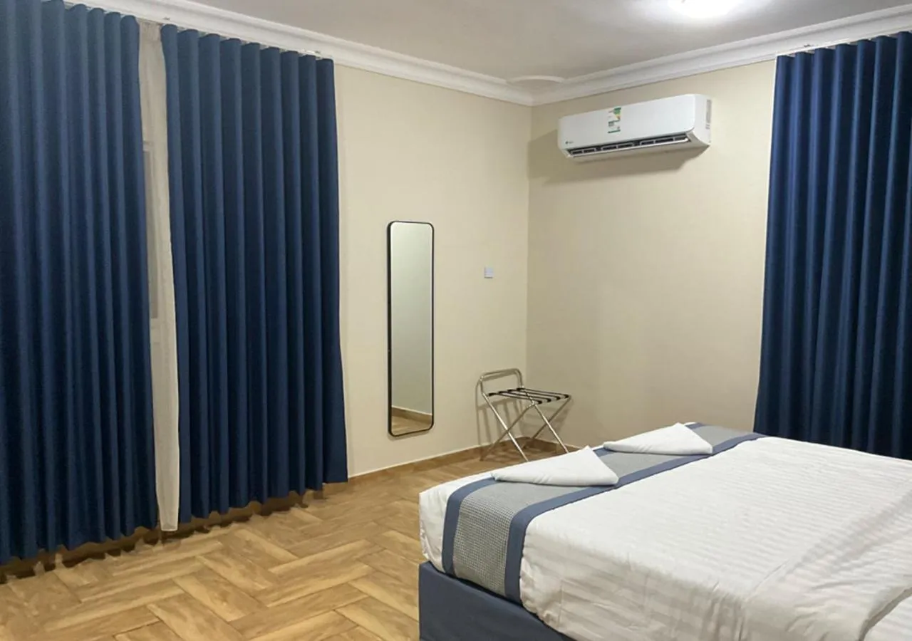 Photo of the whole room, Bed in Al Baida Suites Al Salam Branch