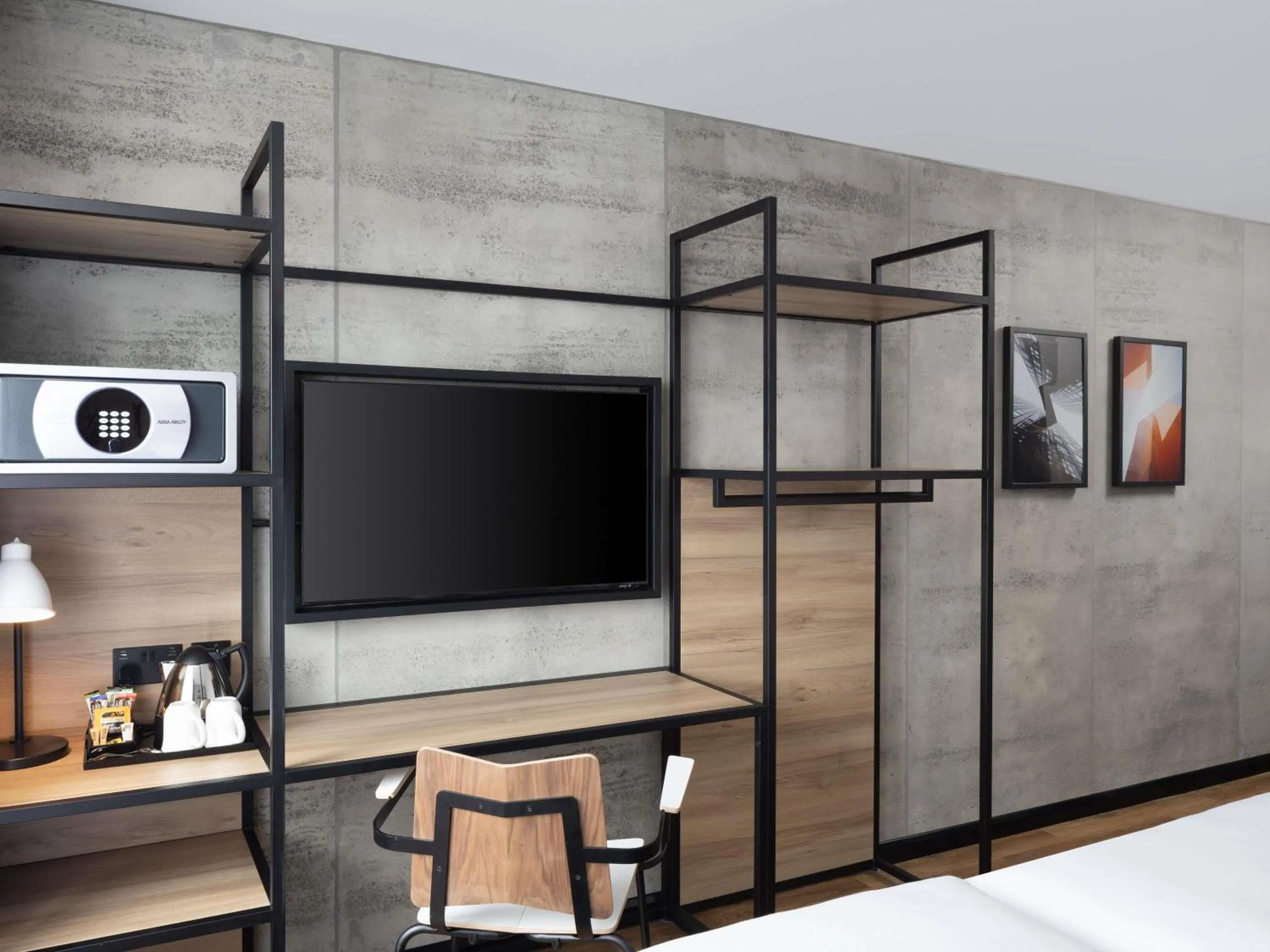 Bedroom, Bed in ibis London Earls Court