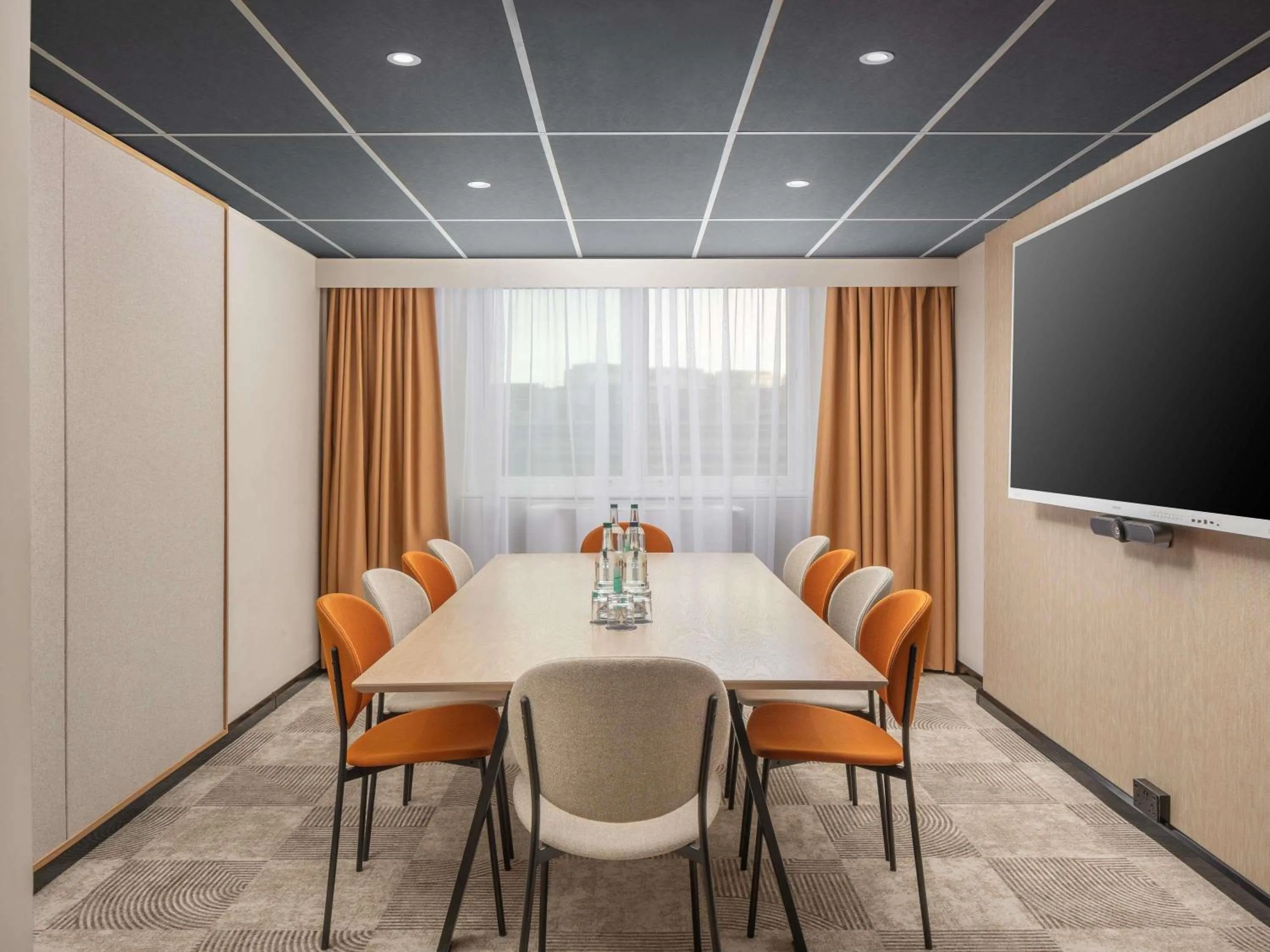 Meeting/conference room in ibis London Earls Court