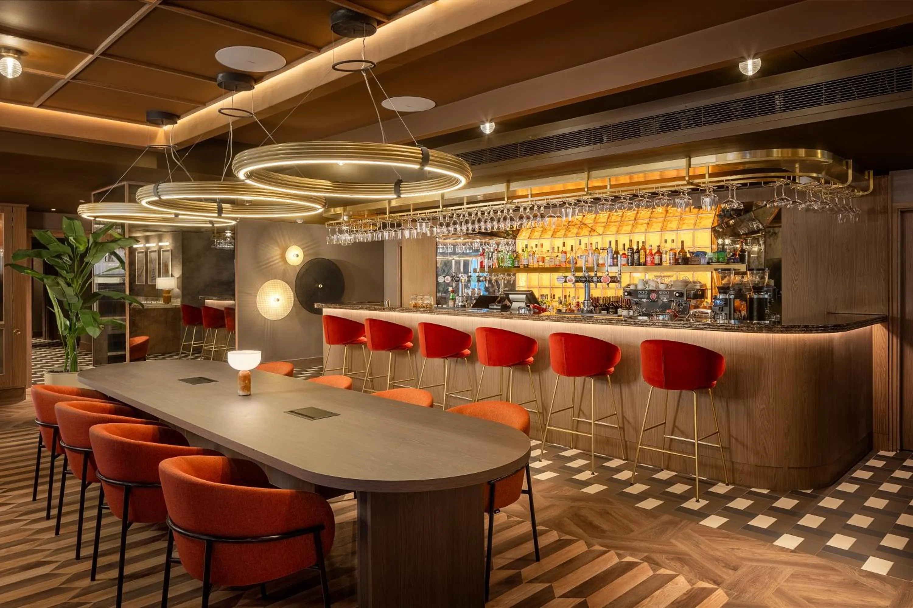 Lounge or bar in ibis London Earls Court