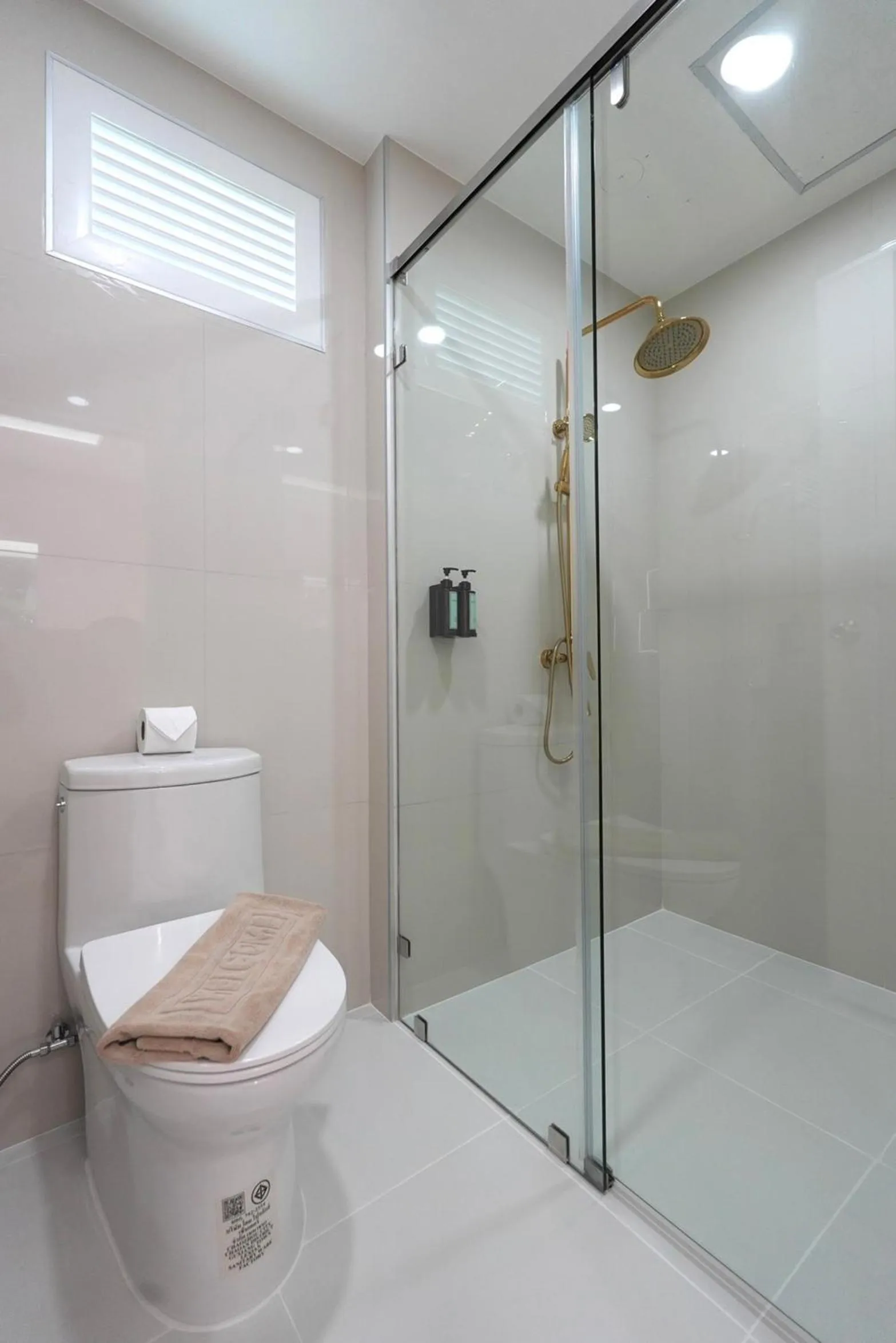 Bathroom in LOVE beach club Koh Samui