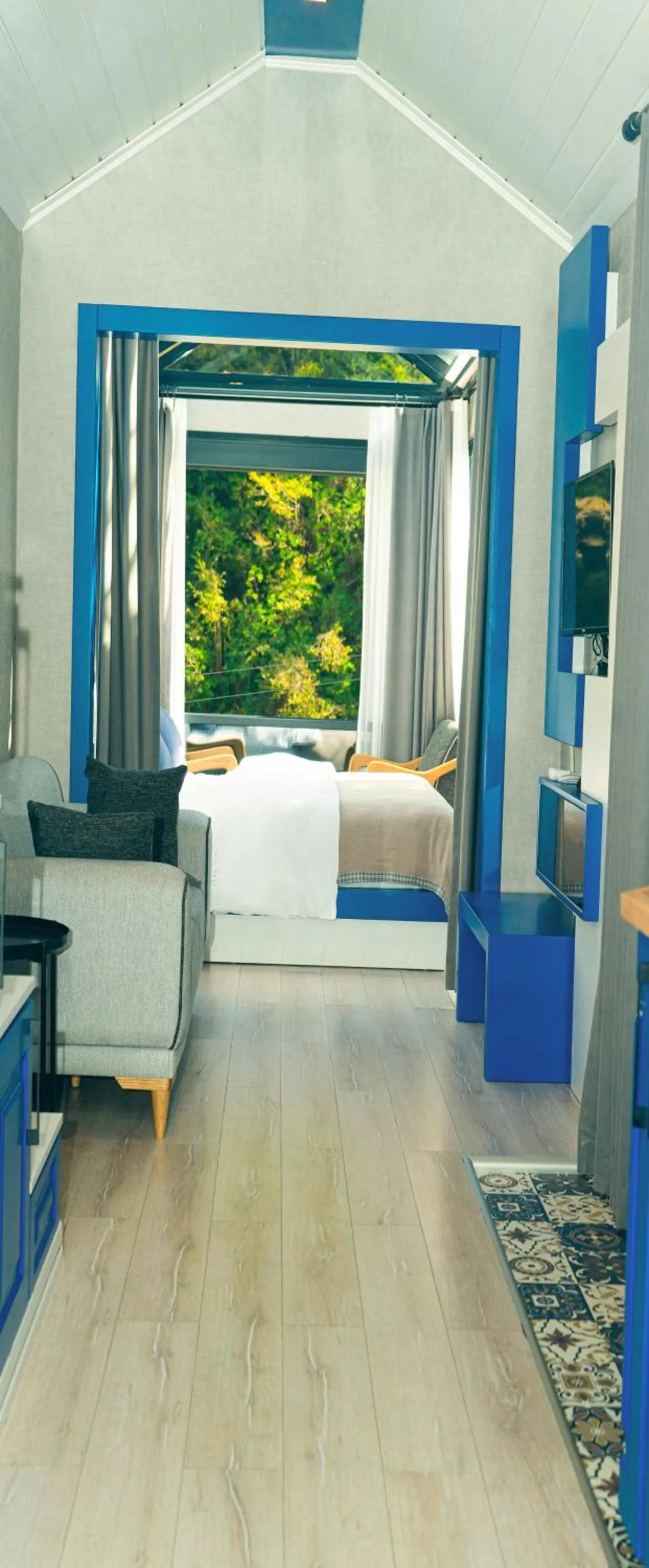 River Side TinyHouse