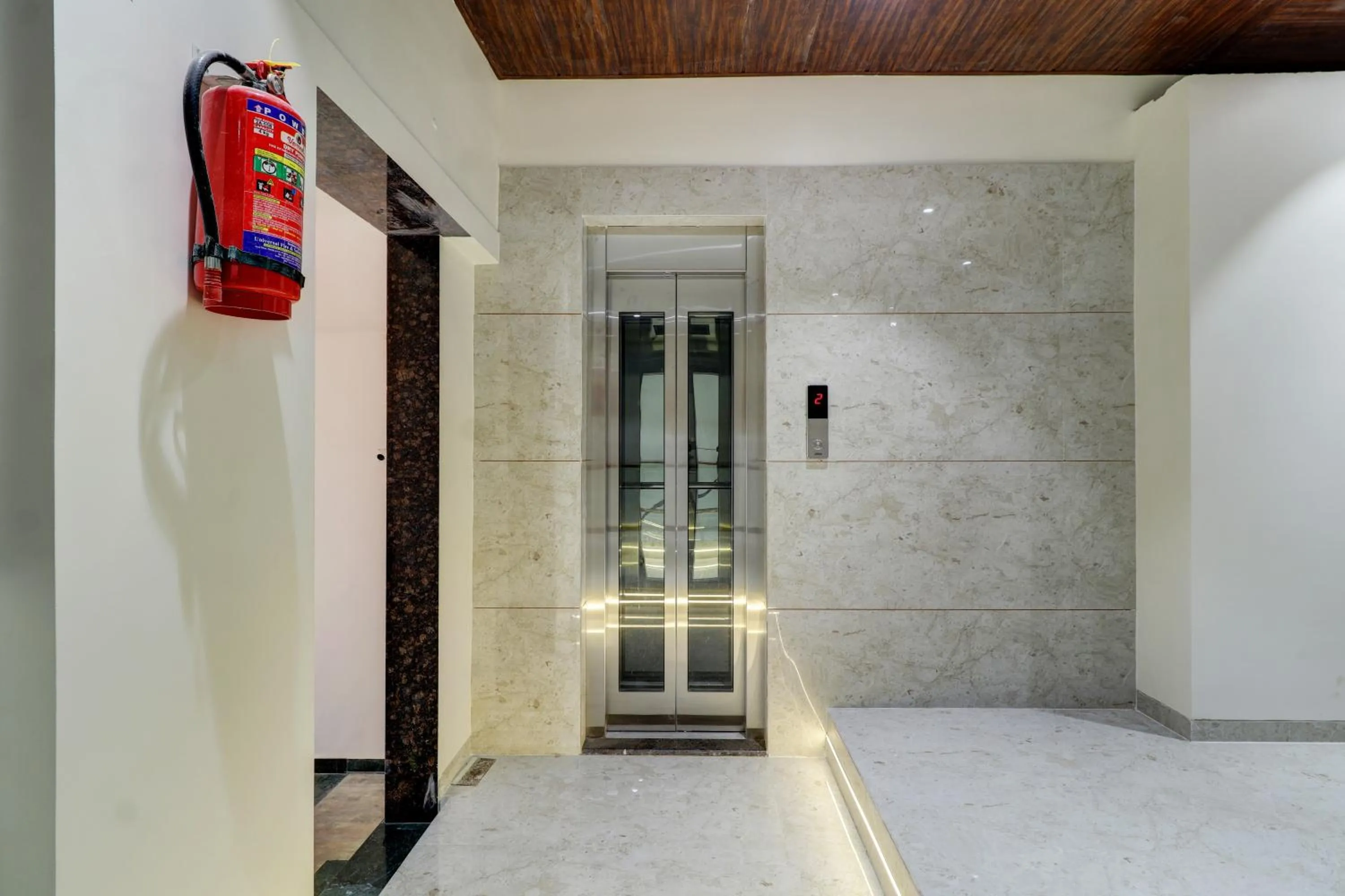 elevator in Hotel Archith