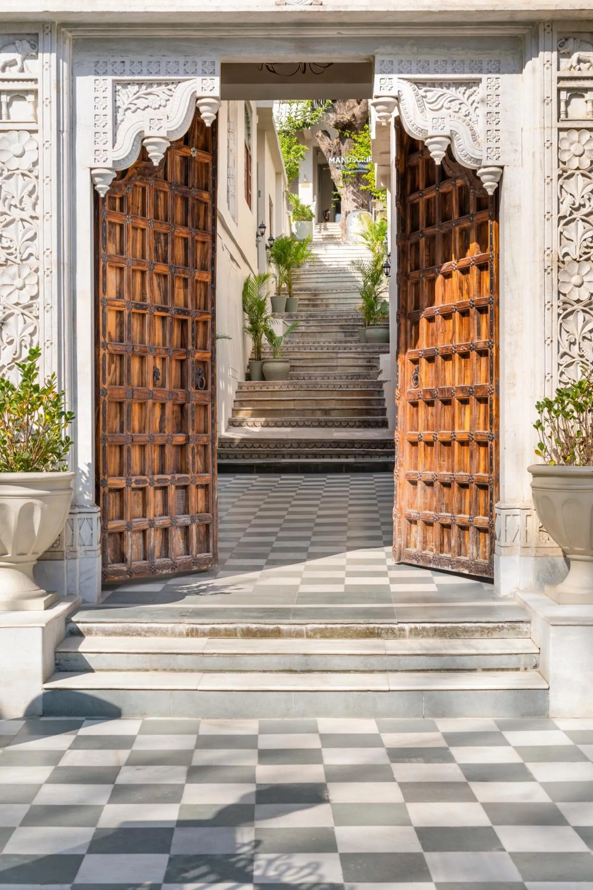 Facade/entrance in Manuscript - Jhilwara Haveli