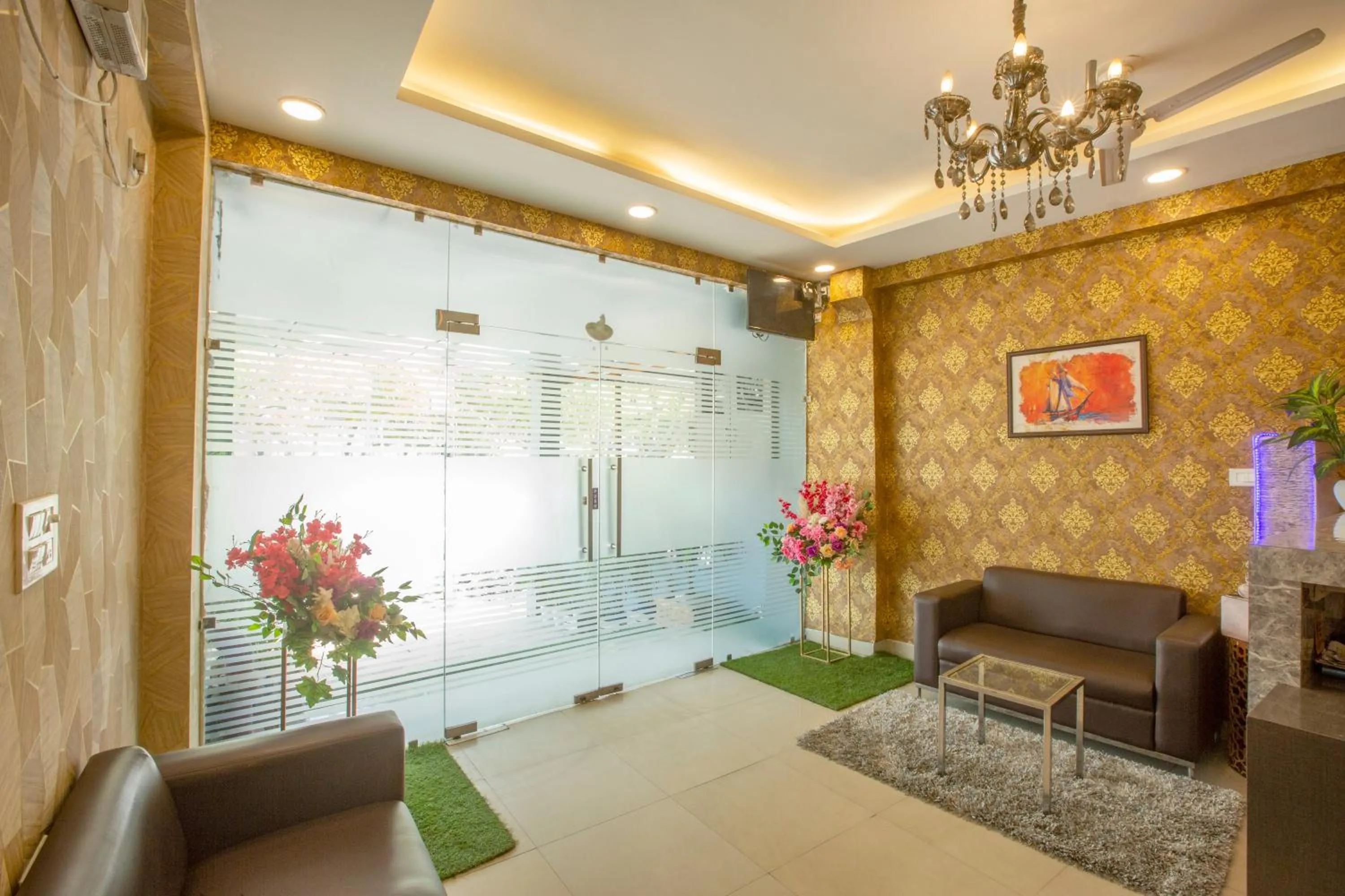 Lobby or reception in Hotel Lemon Suites & Banquet By Aura