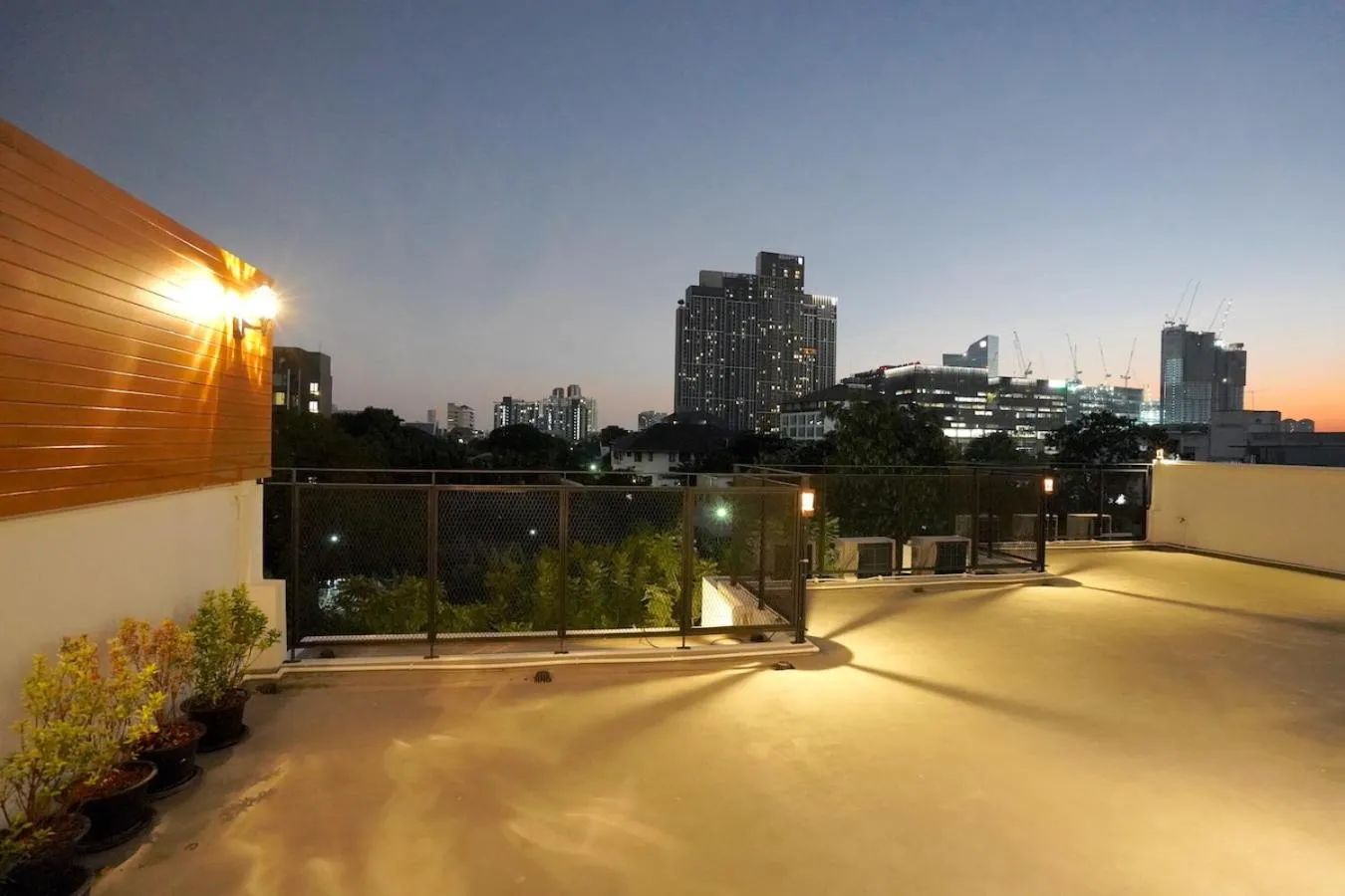 Property building in ZEN MASTER HOTEL