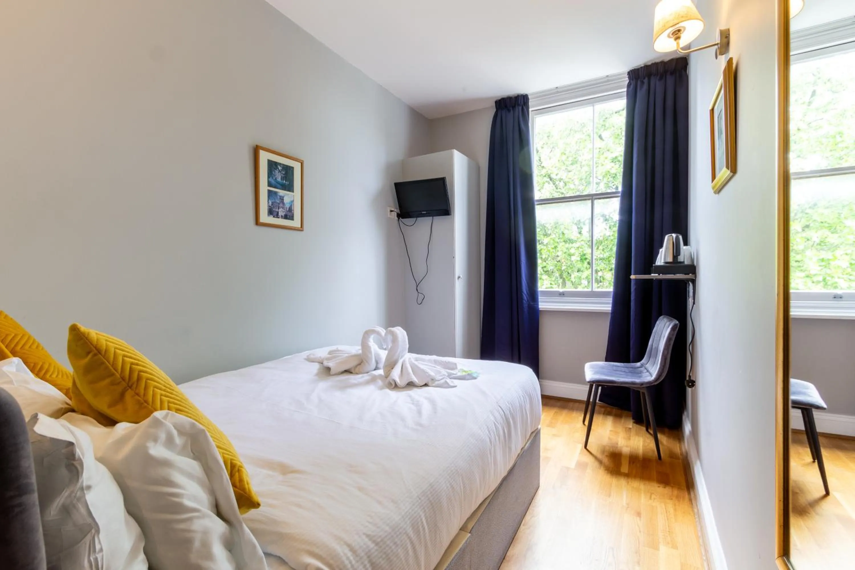 Bed in Coronation Hotel