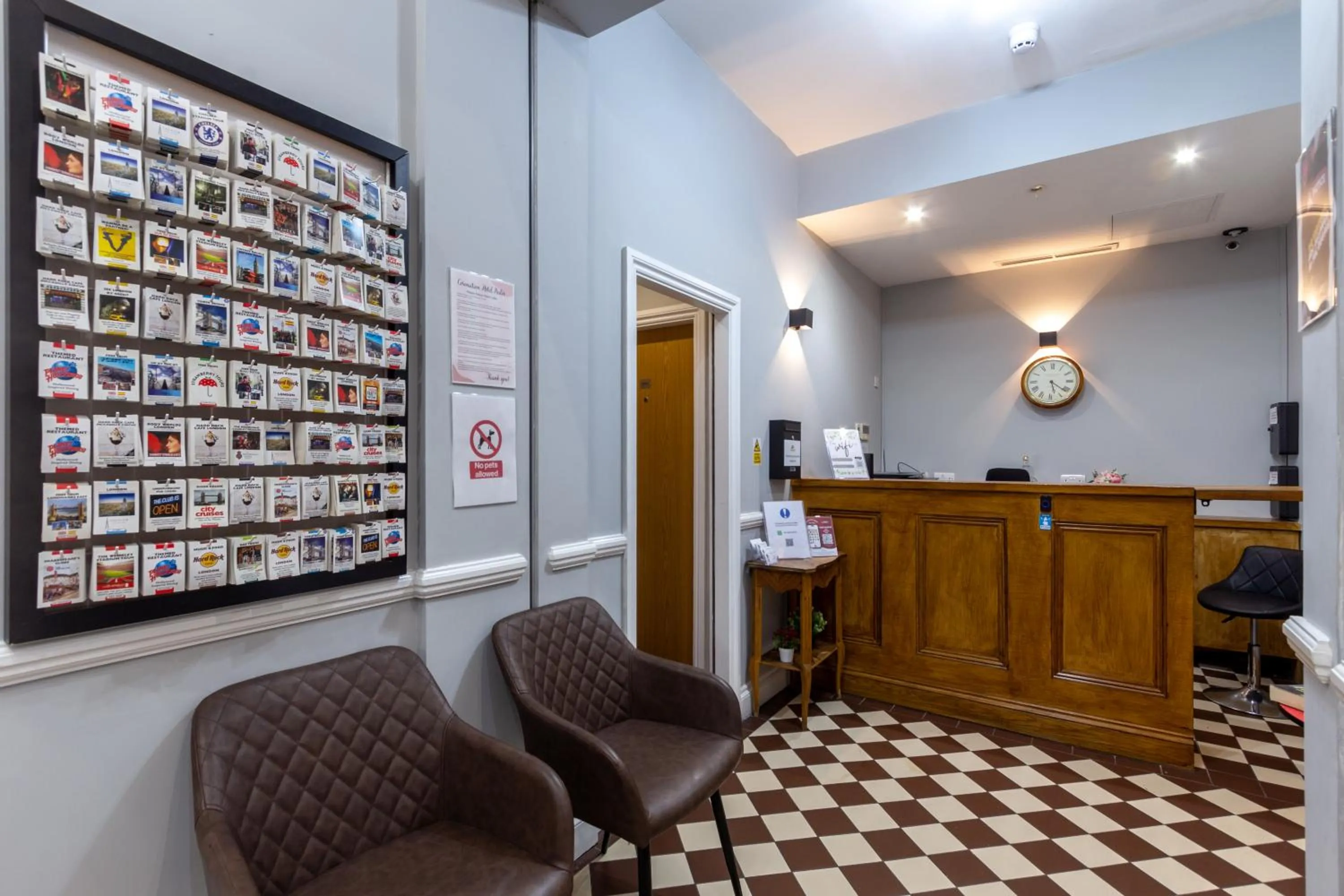 Lobby or reception in Coronation Hotel