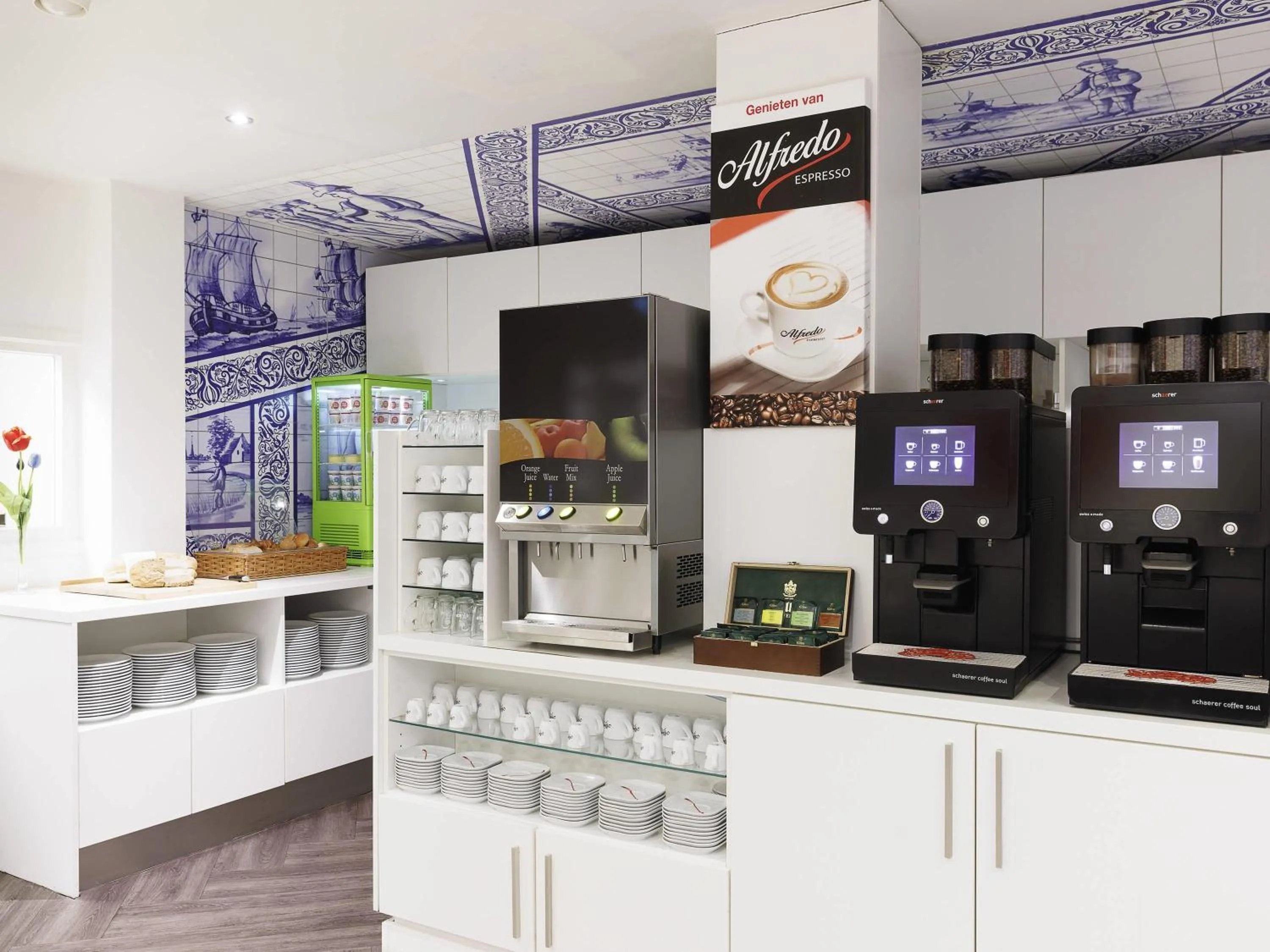 Breakfast in ibis Styles Amsterdam Central Station