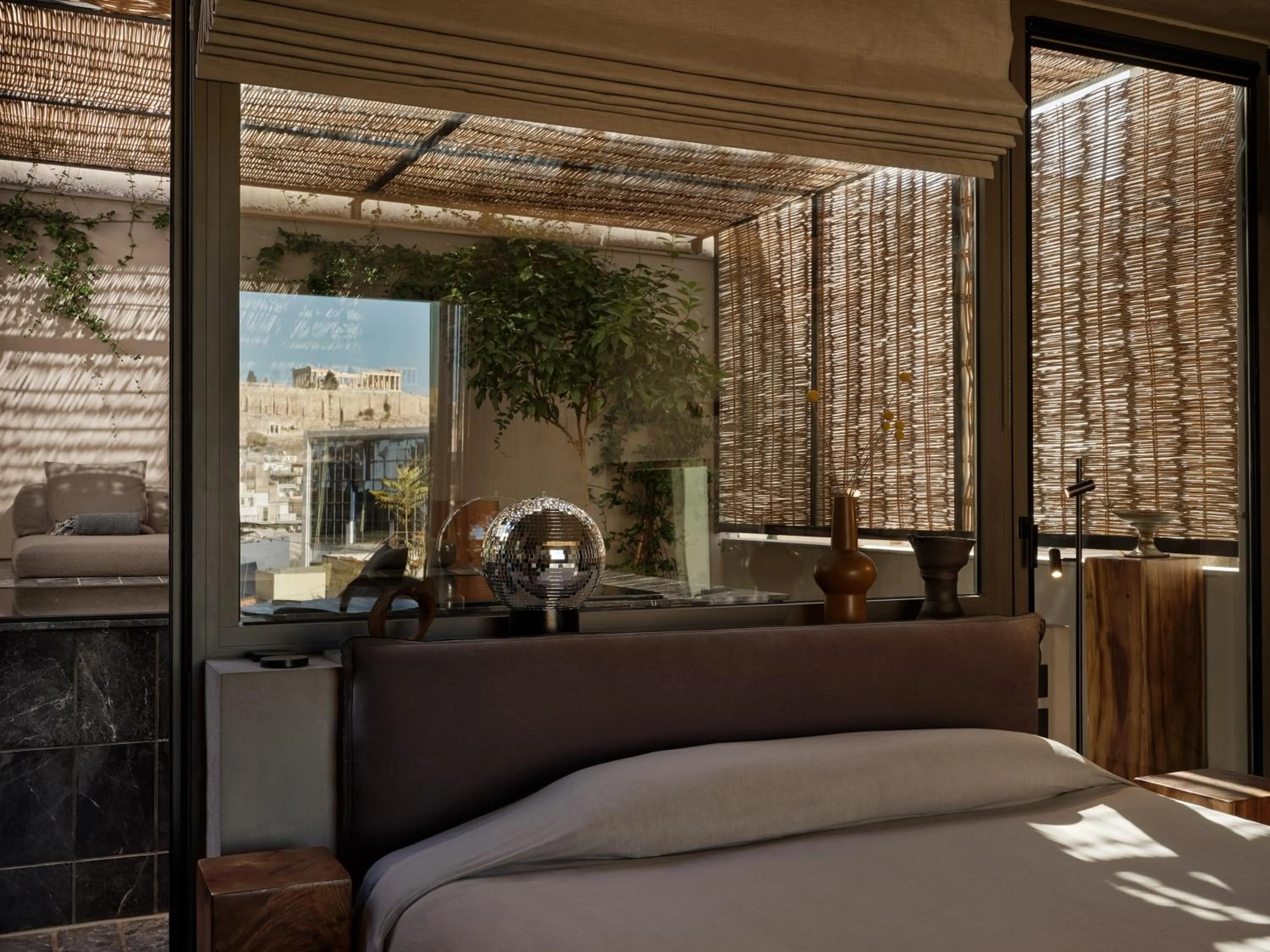 Bed in Monastik Living in Athina