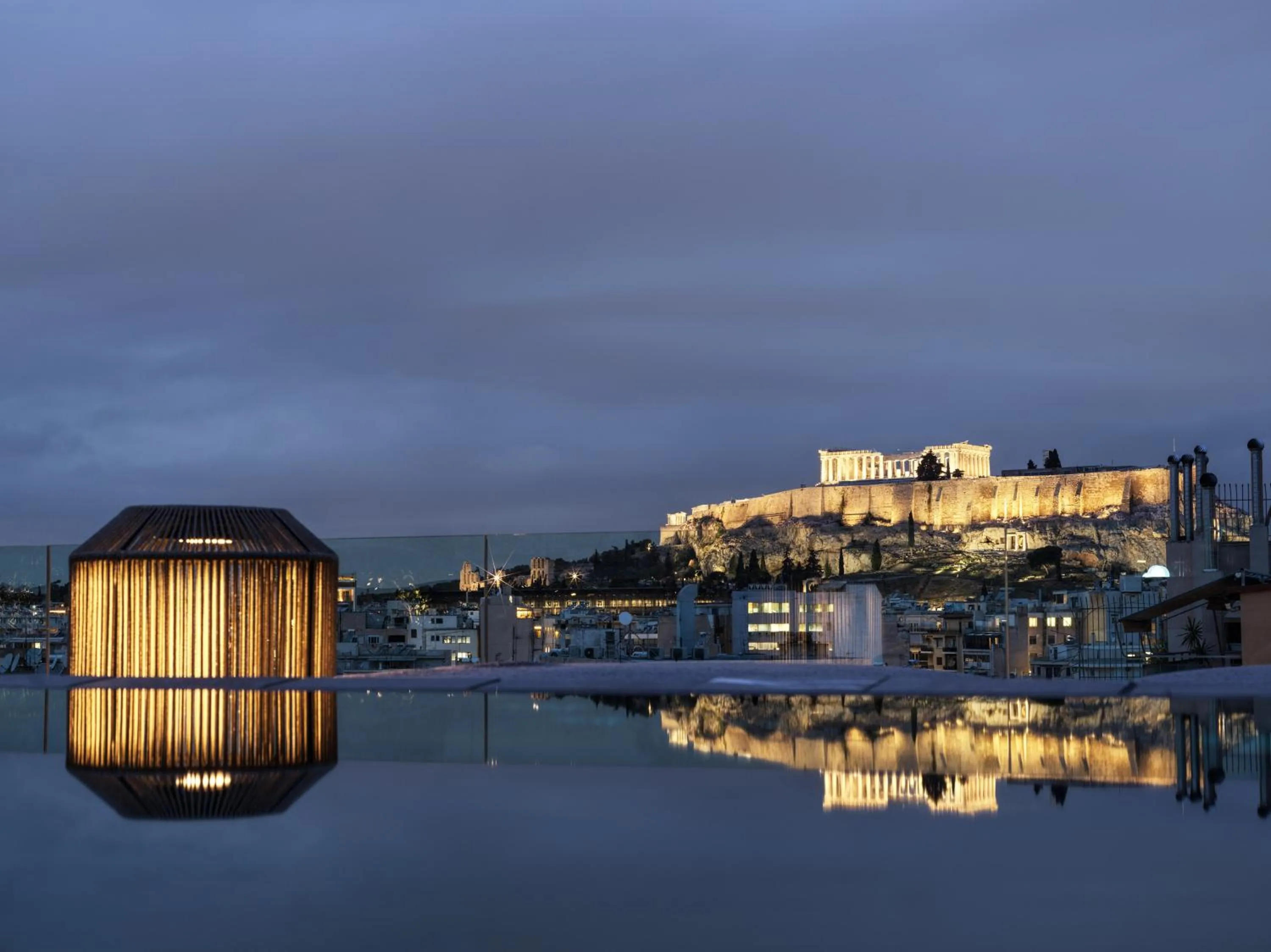 Hot Tub in Monastik Living in Athina
