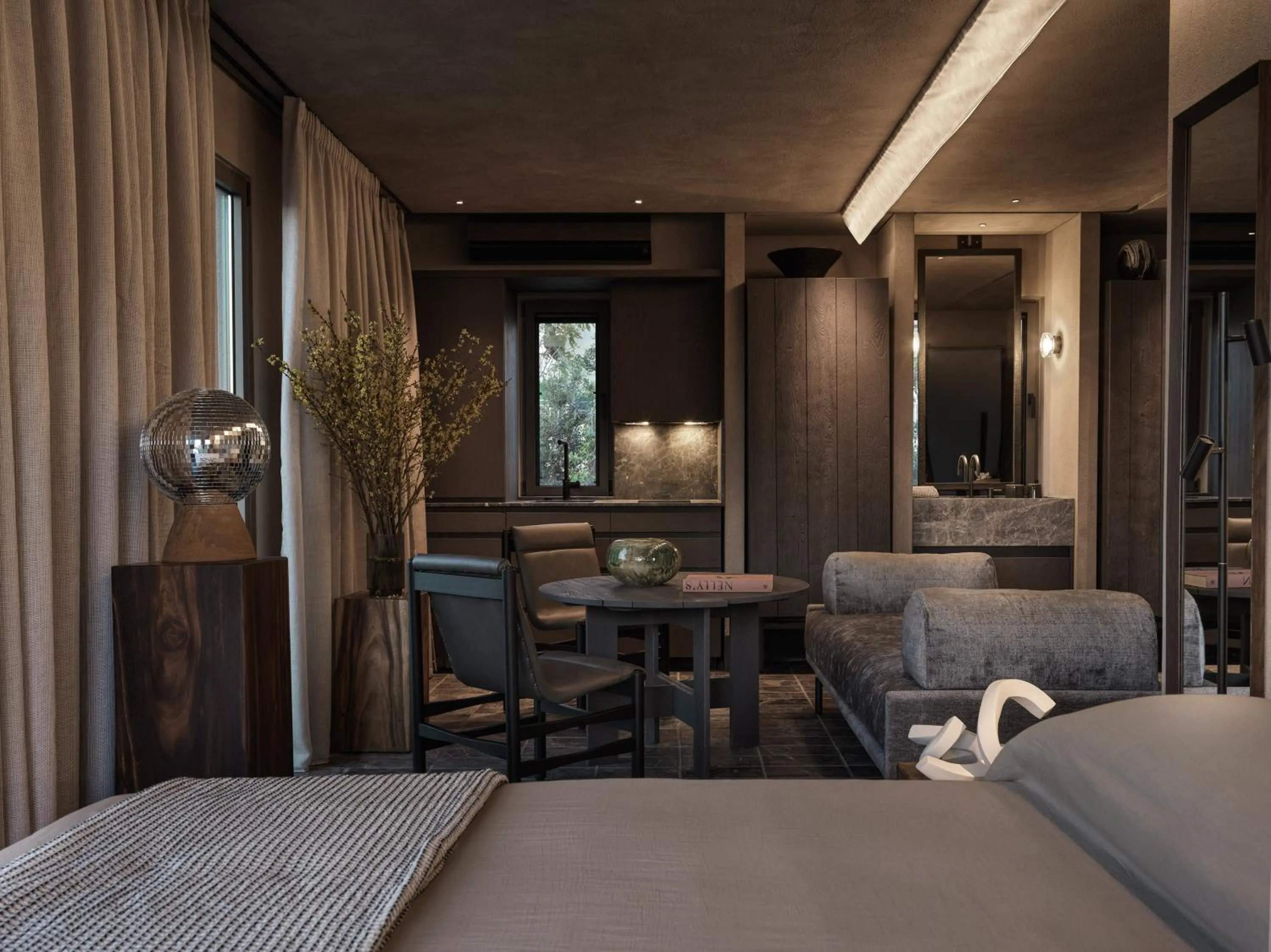 Bed in Monastik Living in Athina