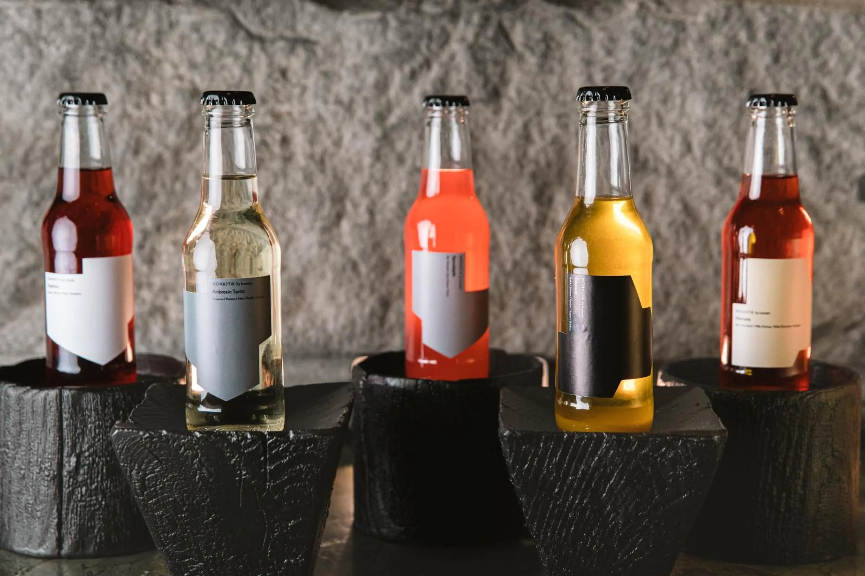 Alcoholic drinks in Monastik Living in Athina